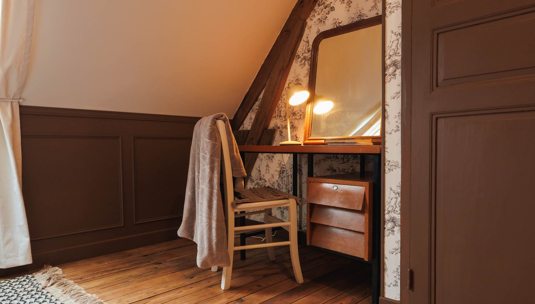 Bureau chambre chocolat gite de charme Le Quatre Feuilles proche Puy du Fou