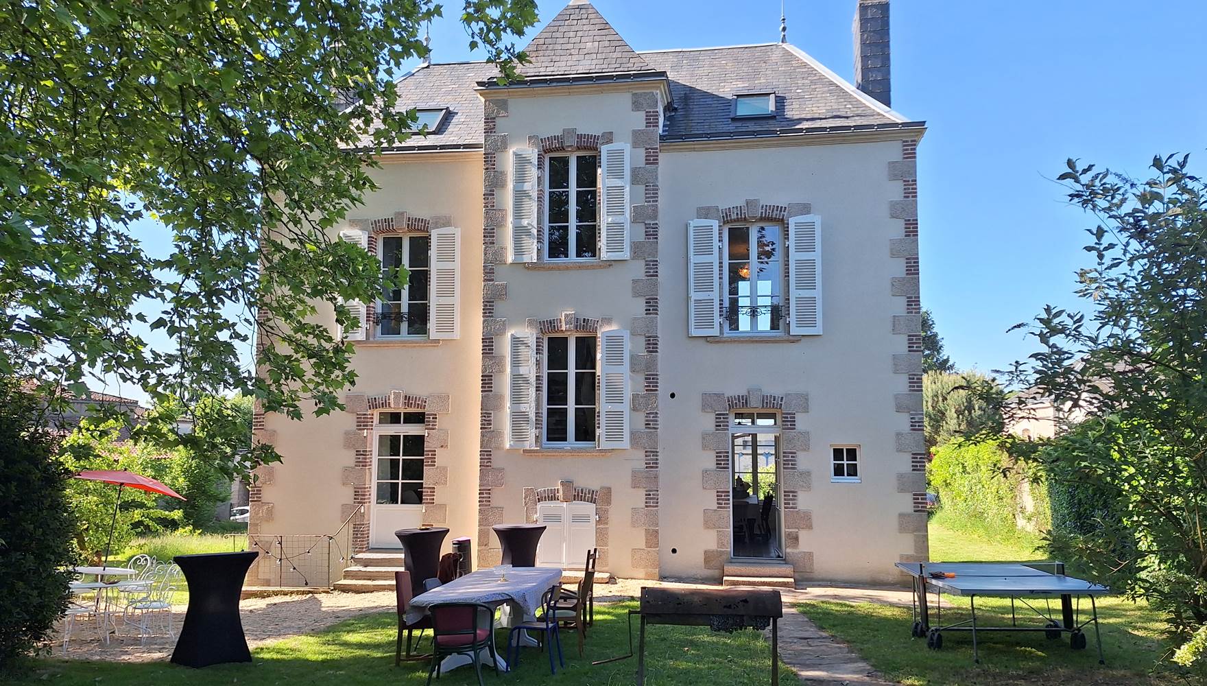 facade arriere gite de charme le quatre feuilles