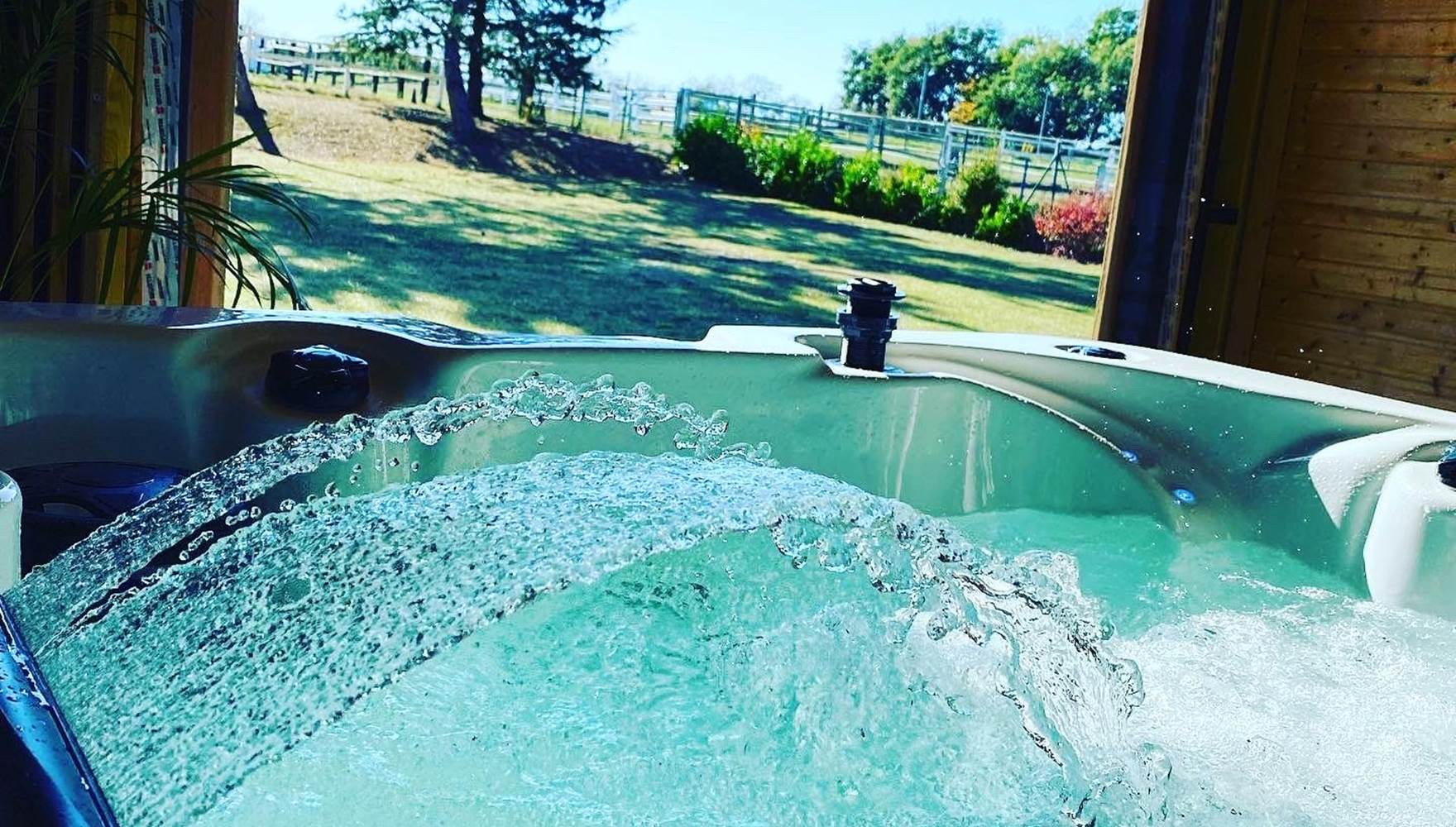 SPA Villa de la Lunoterie Experience jacuzzi privatif Chatellerault