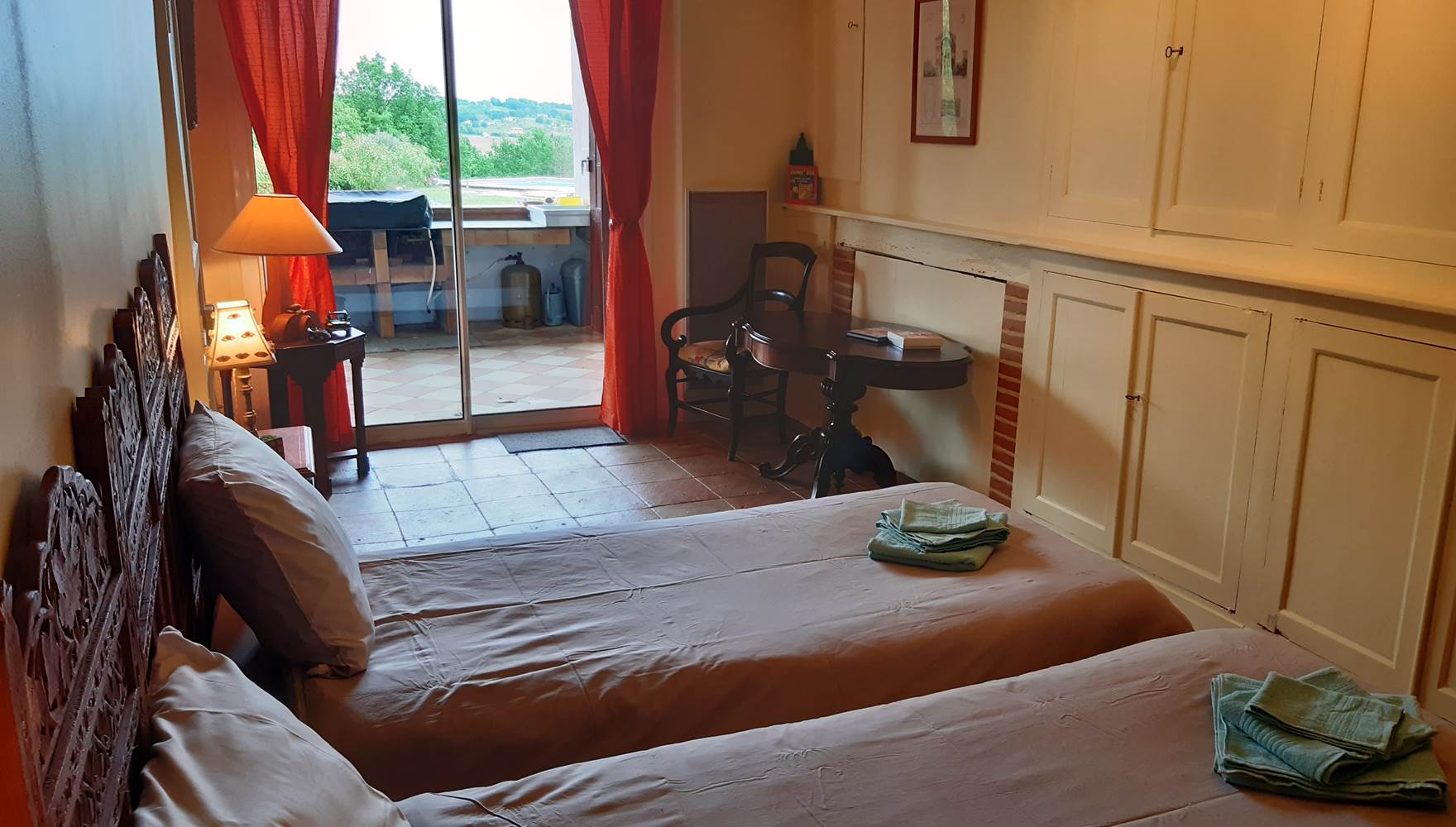 la chambre tournesol avec 2 lits de 90