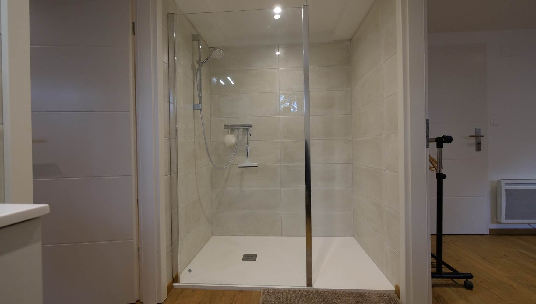 Salle de bain côté douche