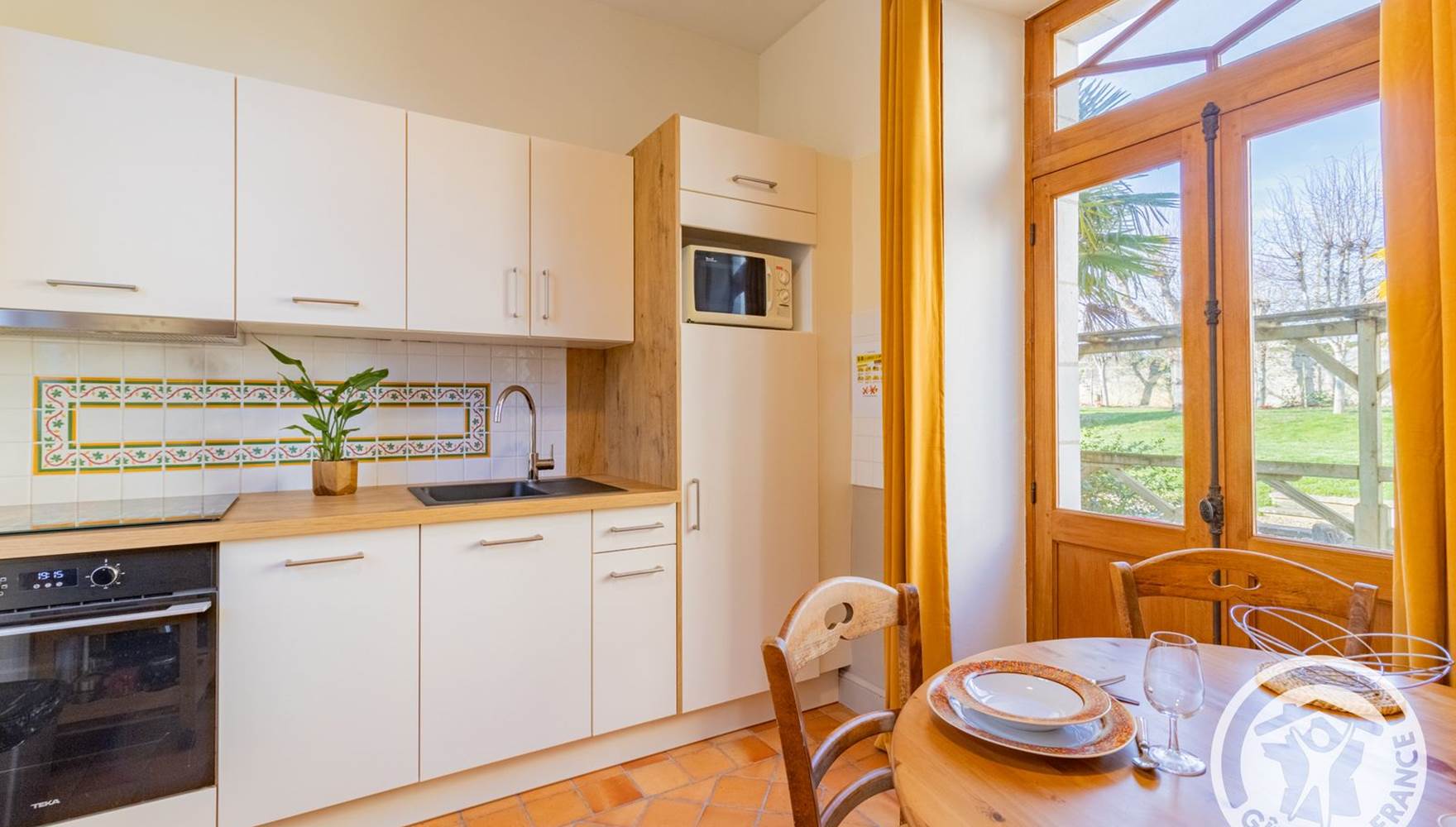 maisonaubelle.cuisine.jardin