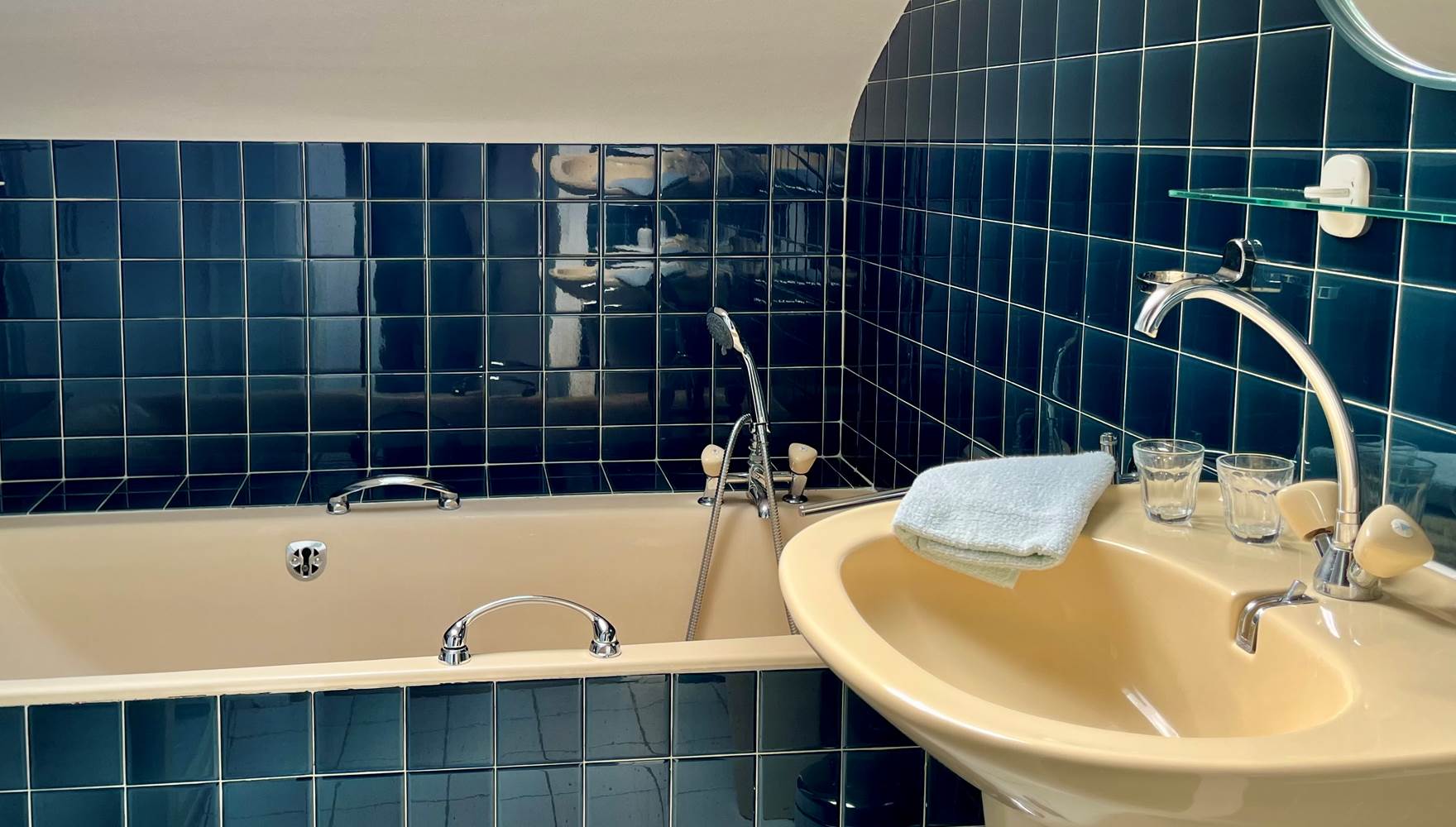 Maison d'hôtes-proche Angers-salle de bain-douche