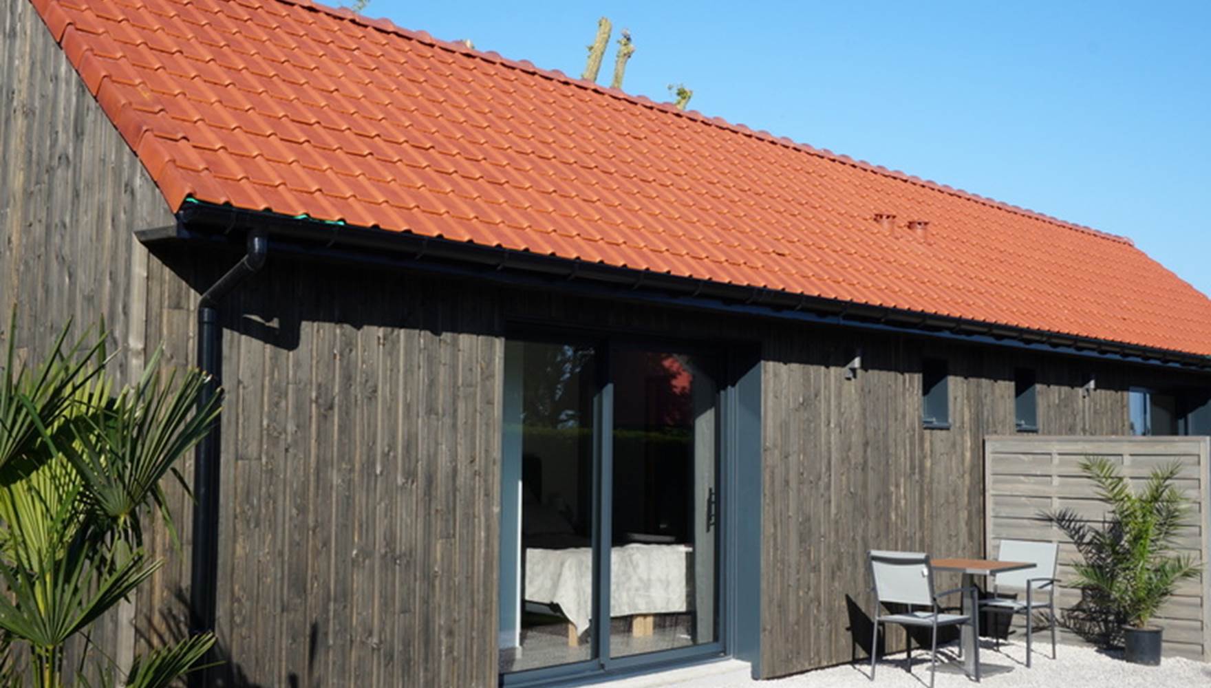 chambre cran poulet - extérieur