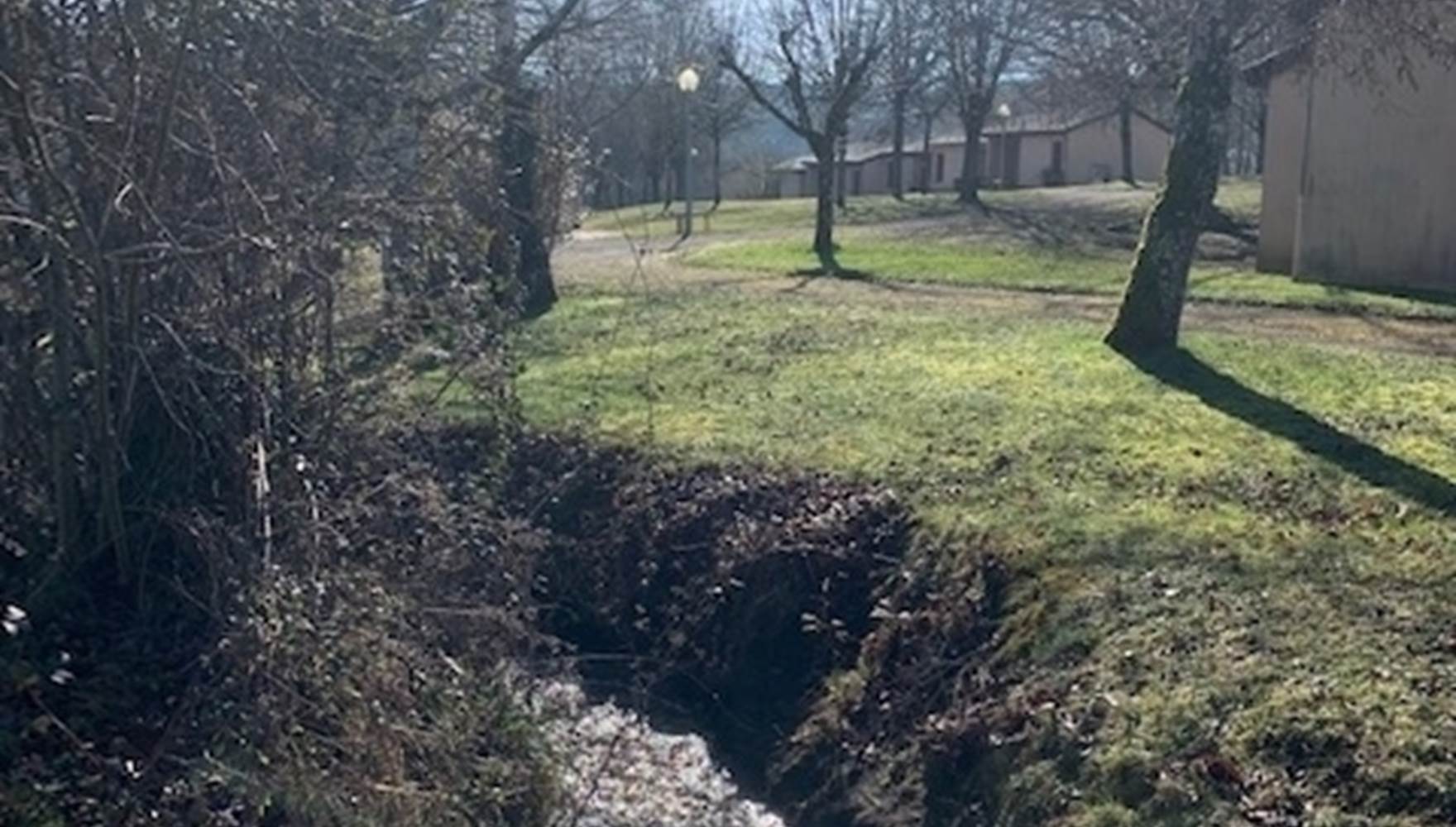 lepetitbois46_Leyme_ruisseau