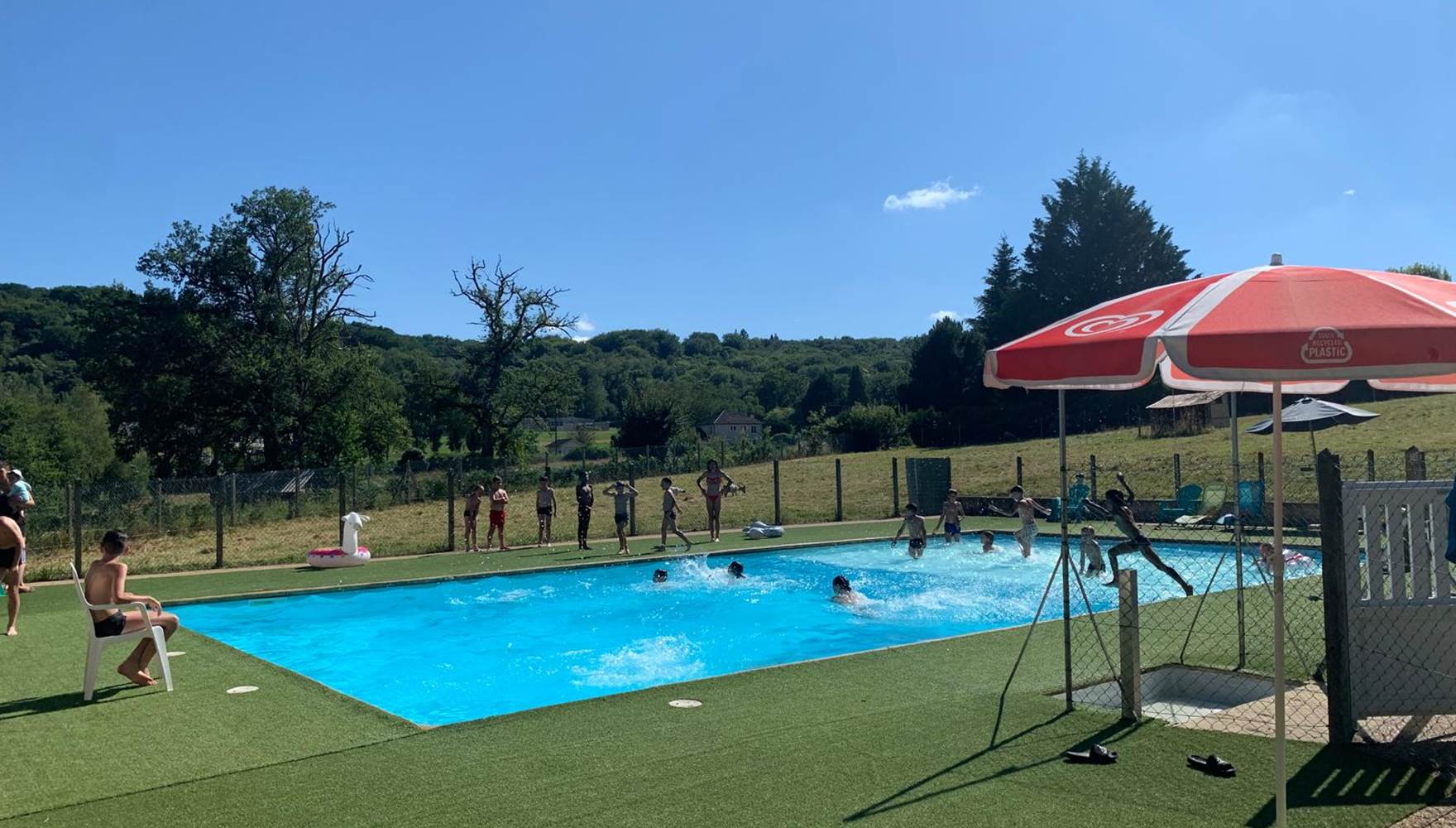 lepetitbois46_Leyme_piscine kids