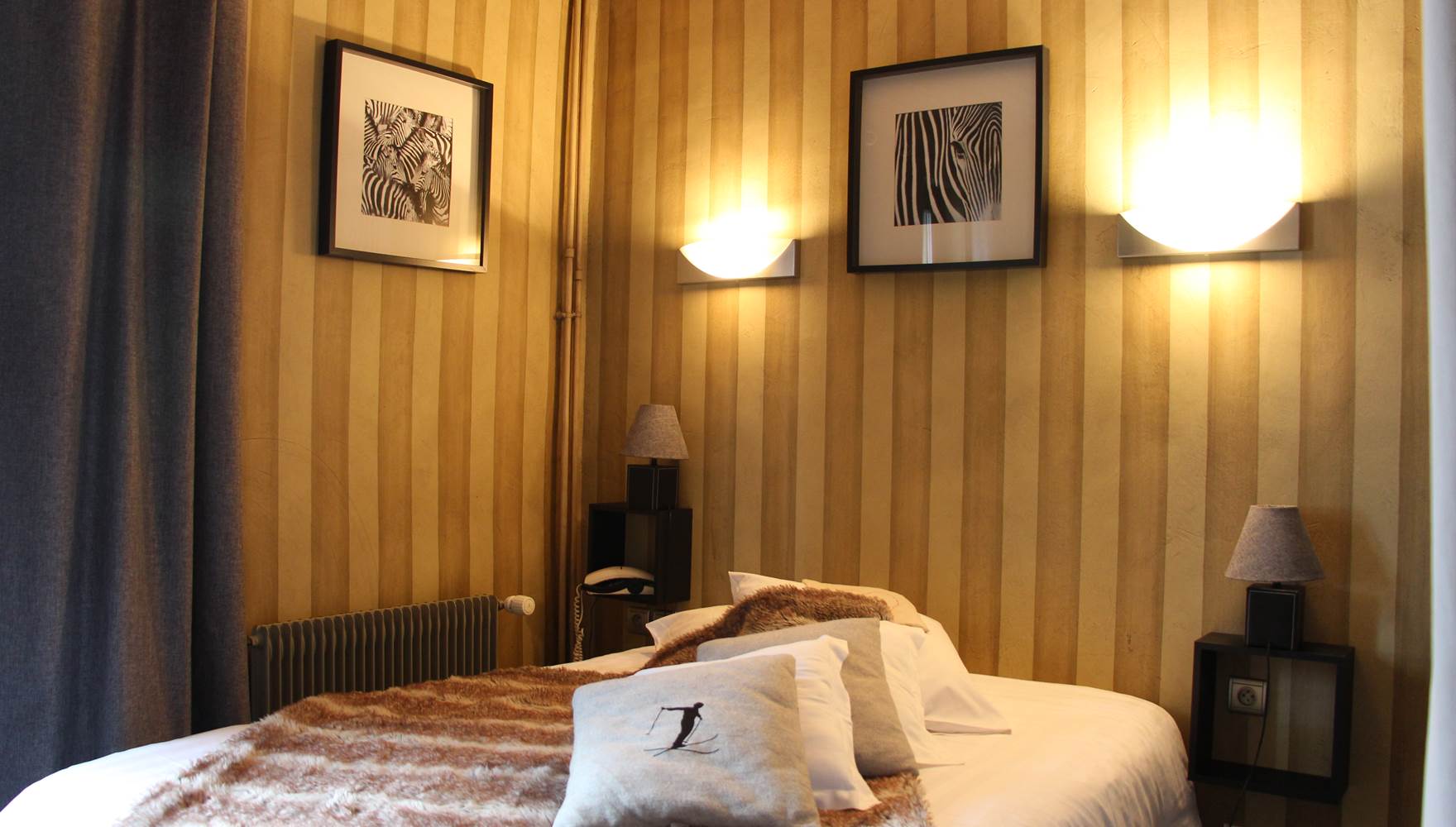 chambre  avec balcon rayure, esprit design