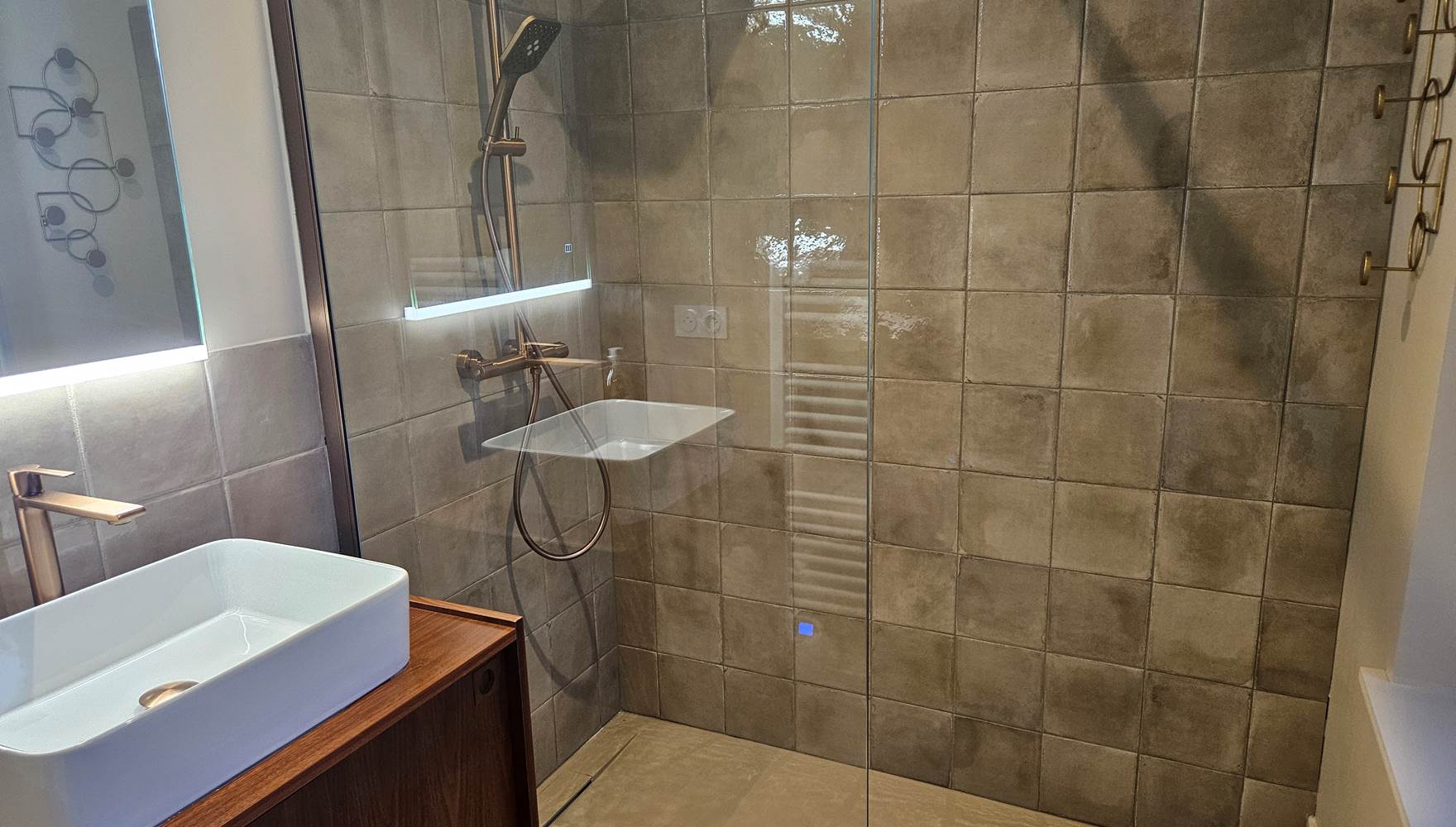 douche chambre familiale