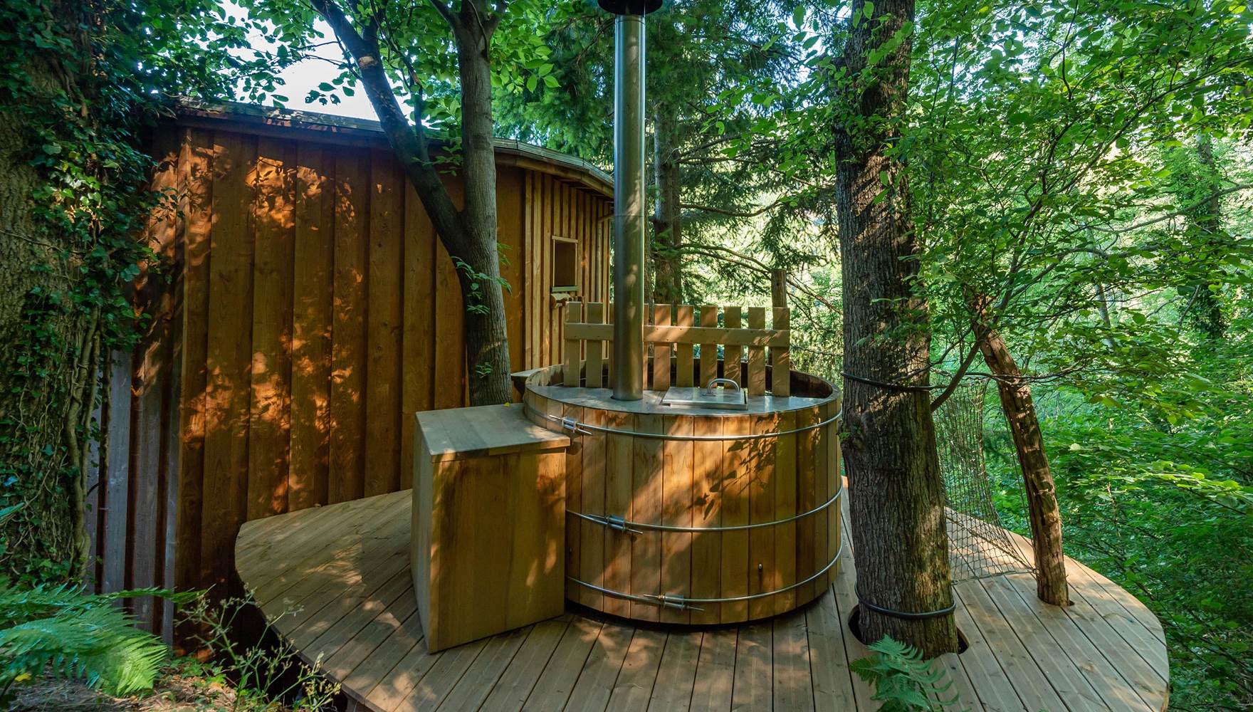 Cabane dans les arbres en Alsace