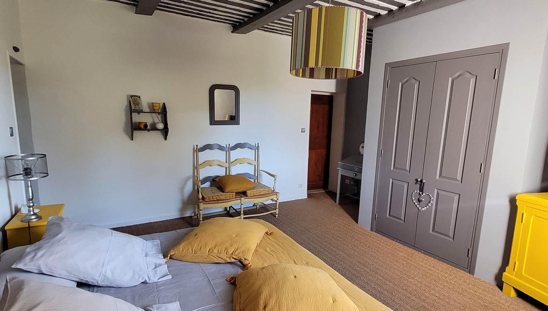 vue d'ensemble chambre