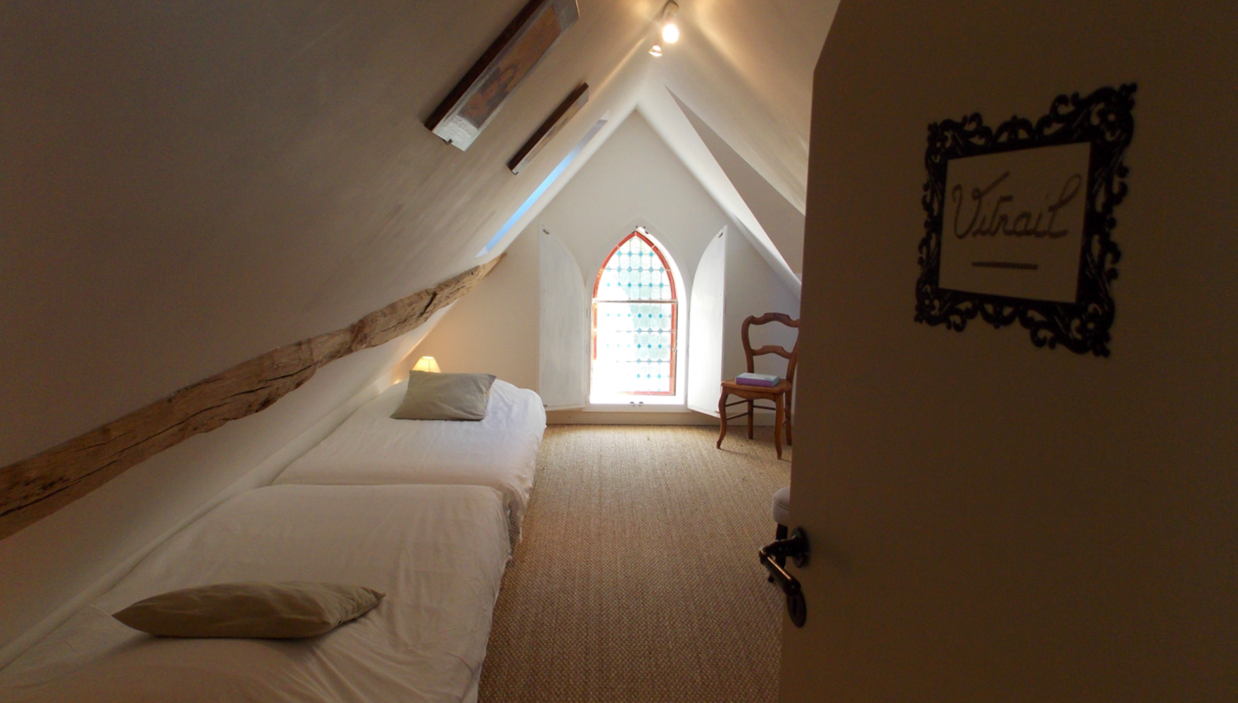 Domaine du Gué du Roi Chambre d'Hôtes Vitrail Entrée