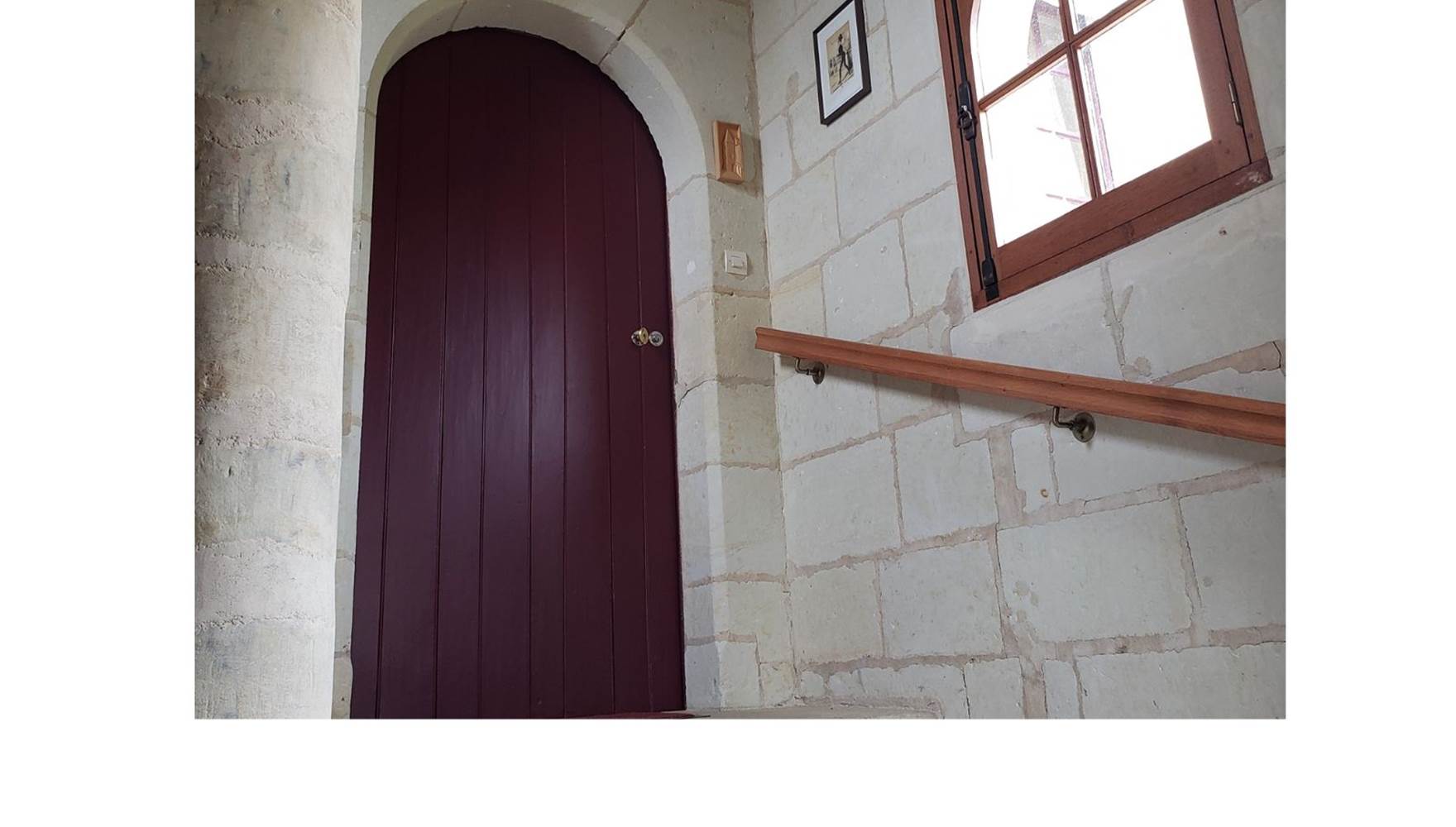 maison.aubelle.escalier.acces.tour