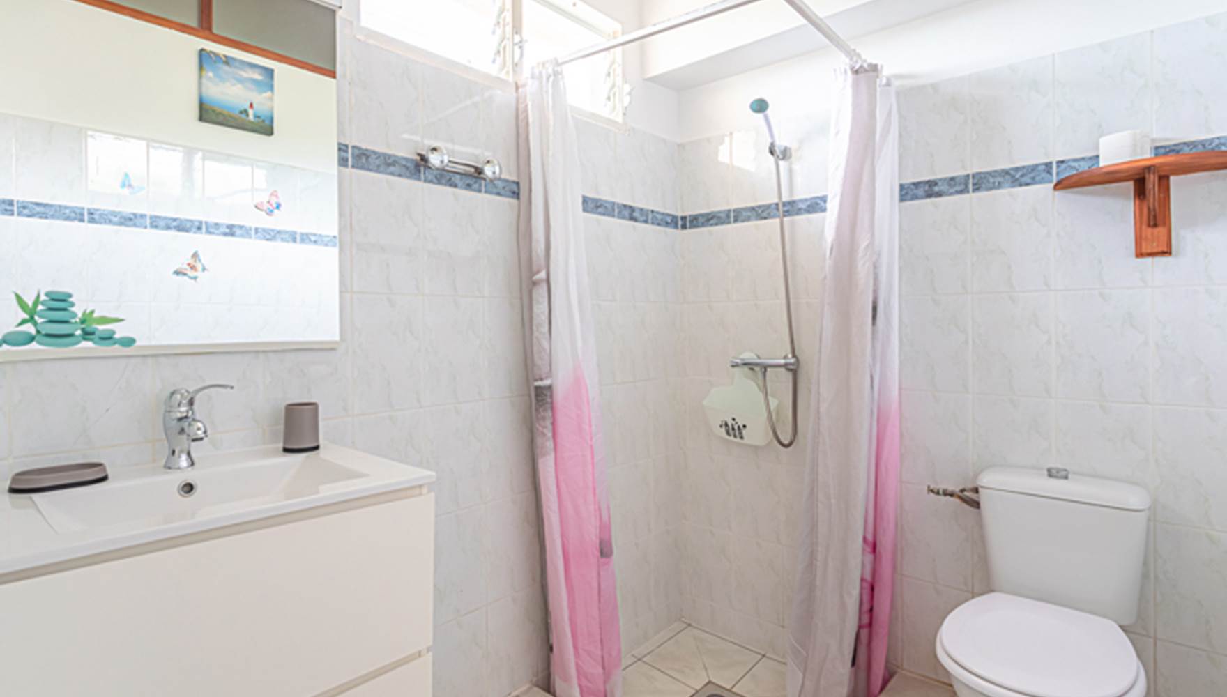 Gite Bougainvillier Deshaies Guadeloupe