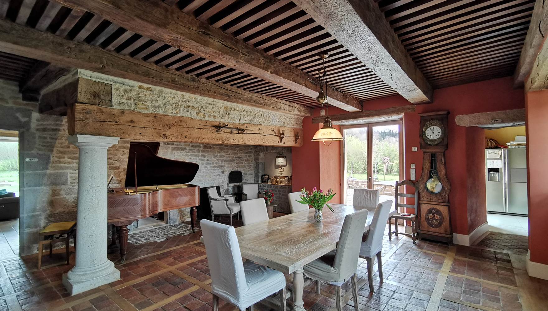 Salle petit déjeuner