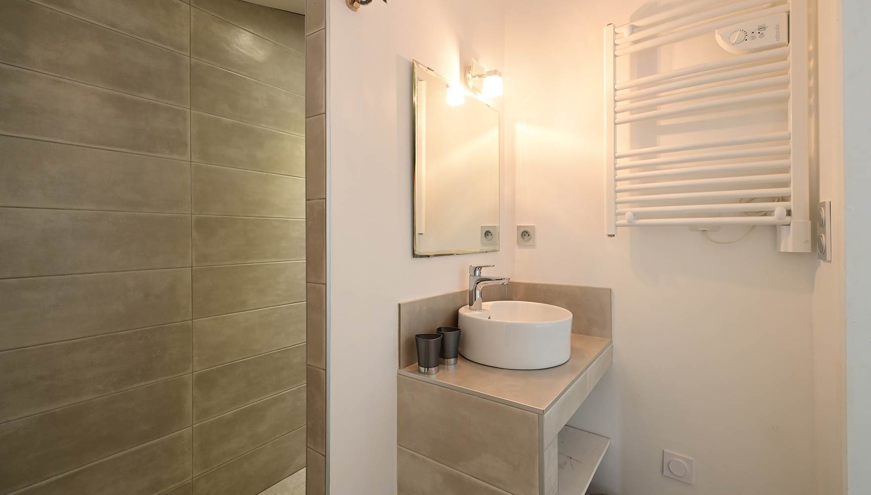 Sanitaire-chambre-bleue-2