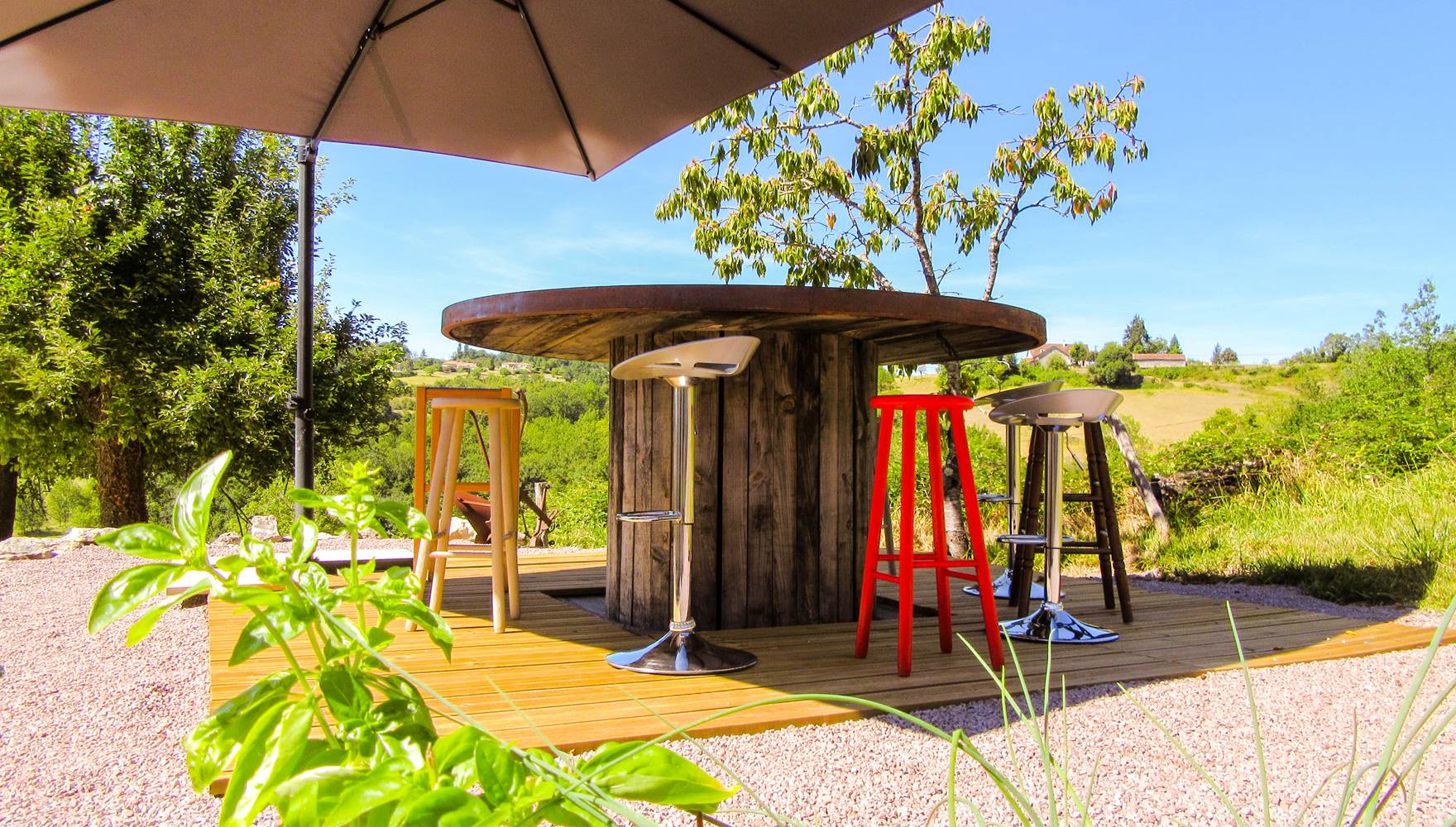 terrasse devant le gîte