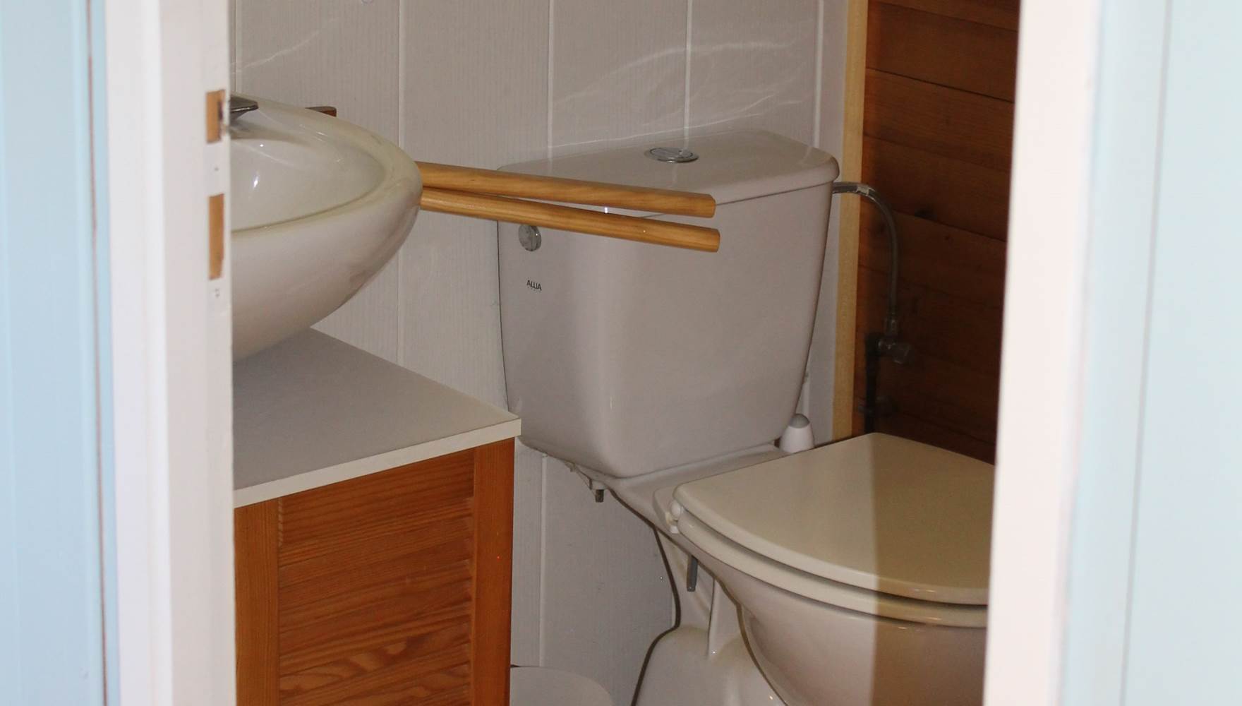 WC et douche privatifs dans le chalet