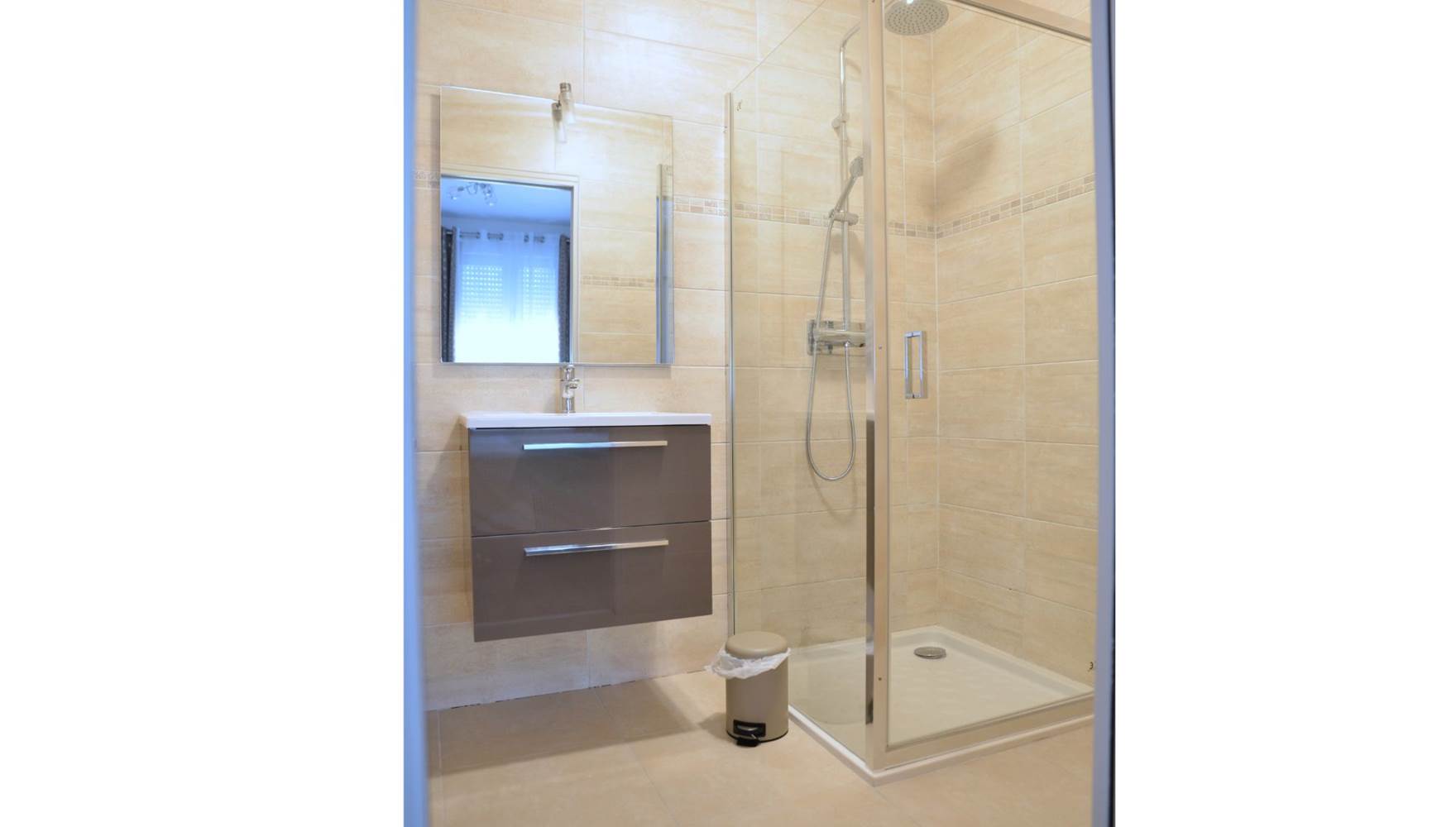 Location saisonnière 11120