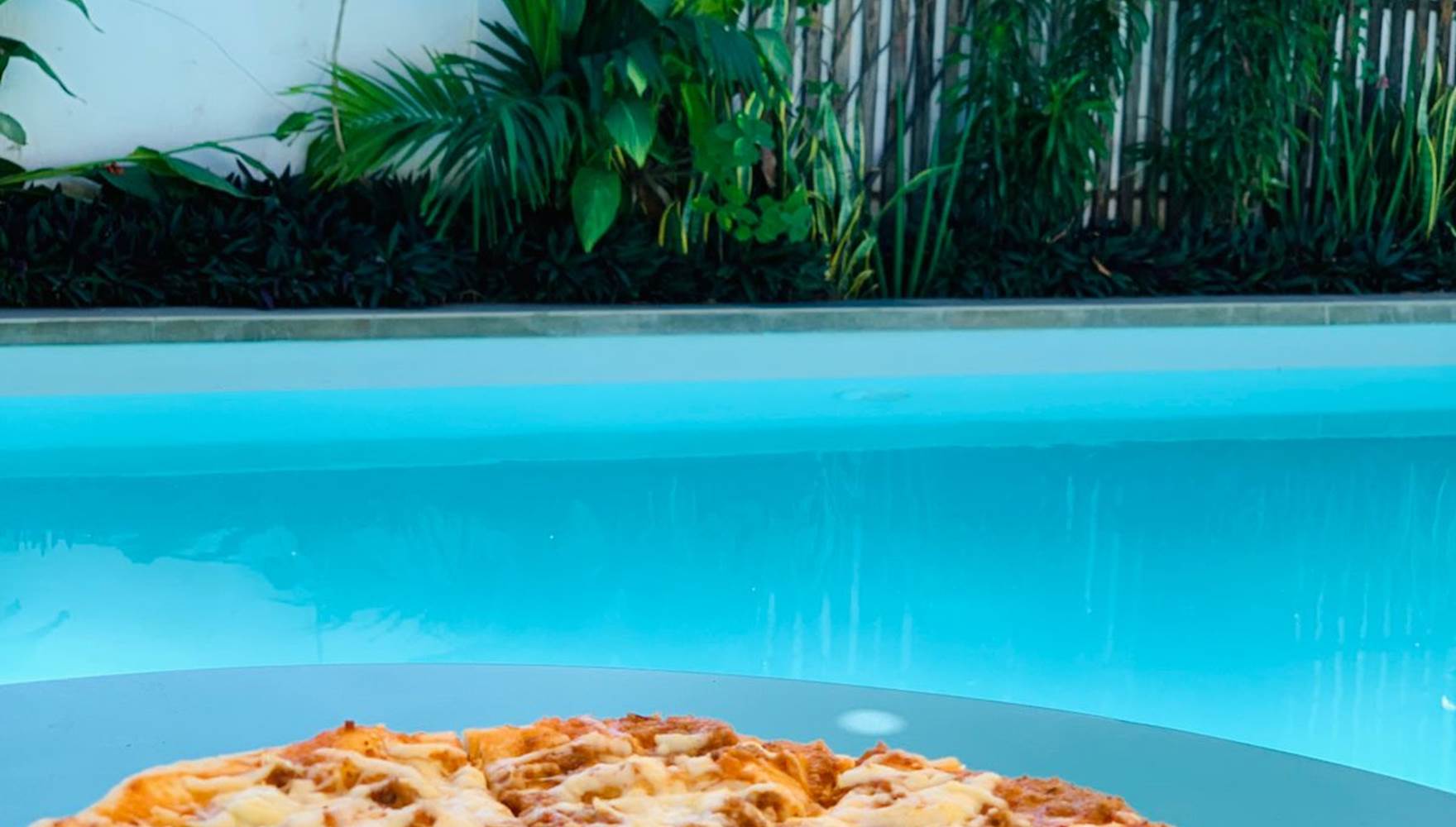 Pizza piscine