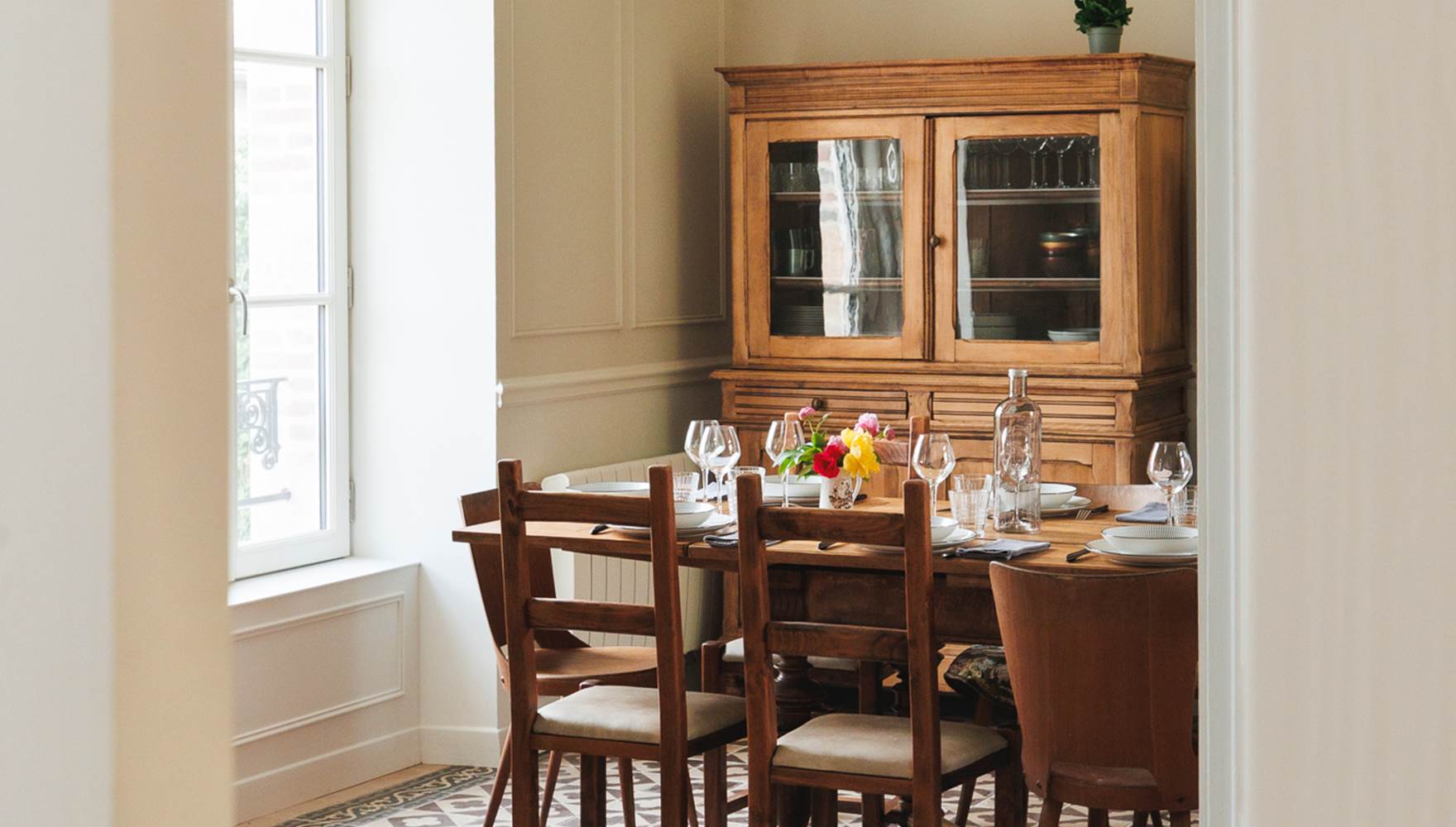 Vue cuisine du salon V gite de charme le Quatre Feuilles proche Puy du Fou