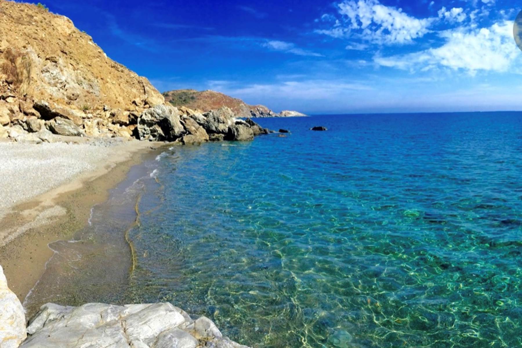 3A340E4B-1FD9-417D-AD60-BCDACCFF9372