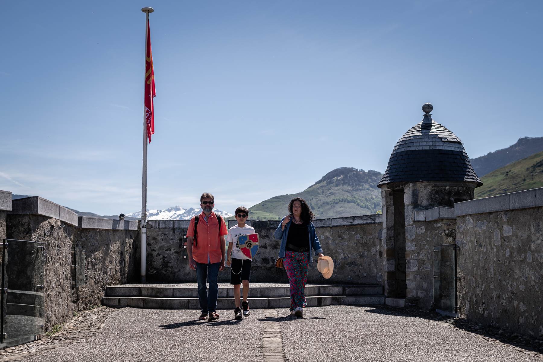 Chateau-fort-Lourdes-visite-Pyrénées-panorama-famille-Sanctuaire