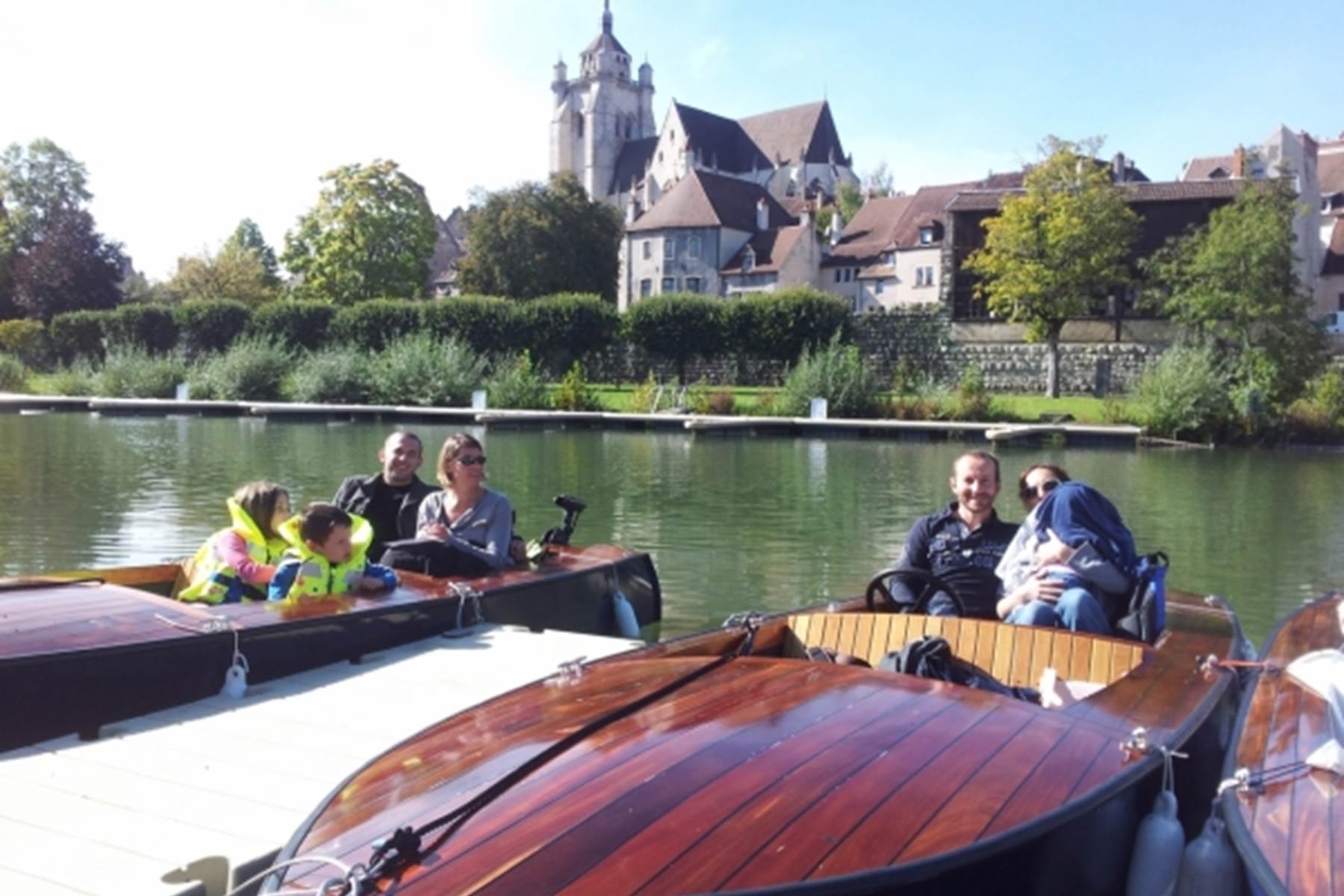 Une Belle Aventure : promenade en bateaux électriques-photo-page