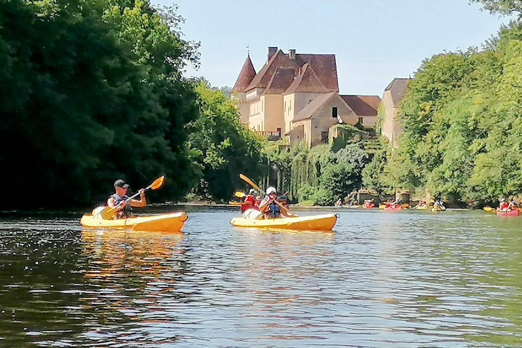 Détente en kayak sur la Vézère
