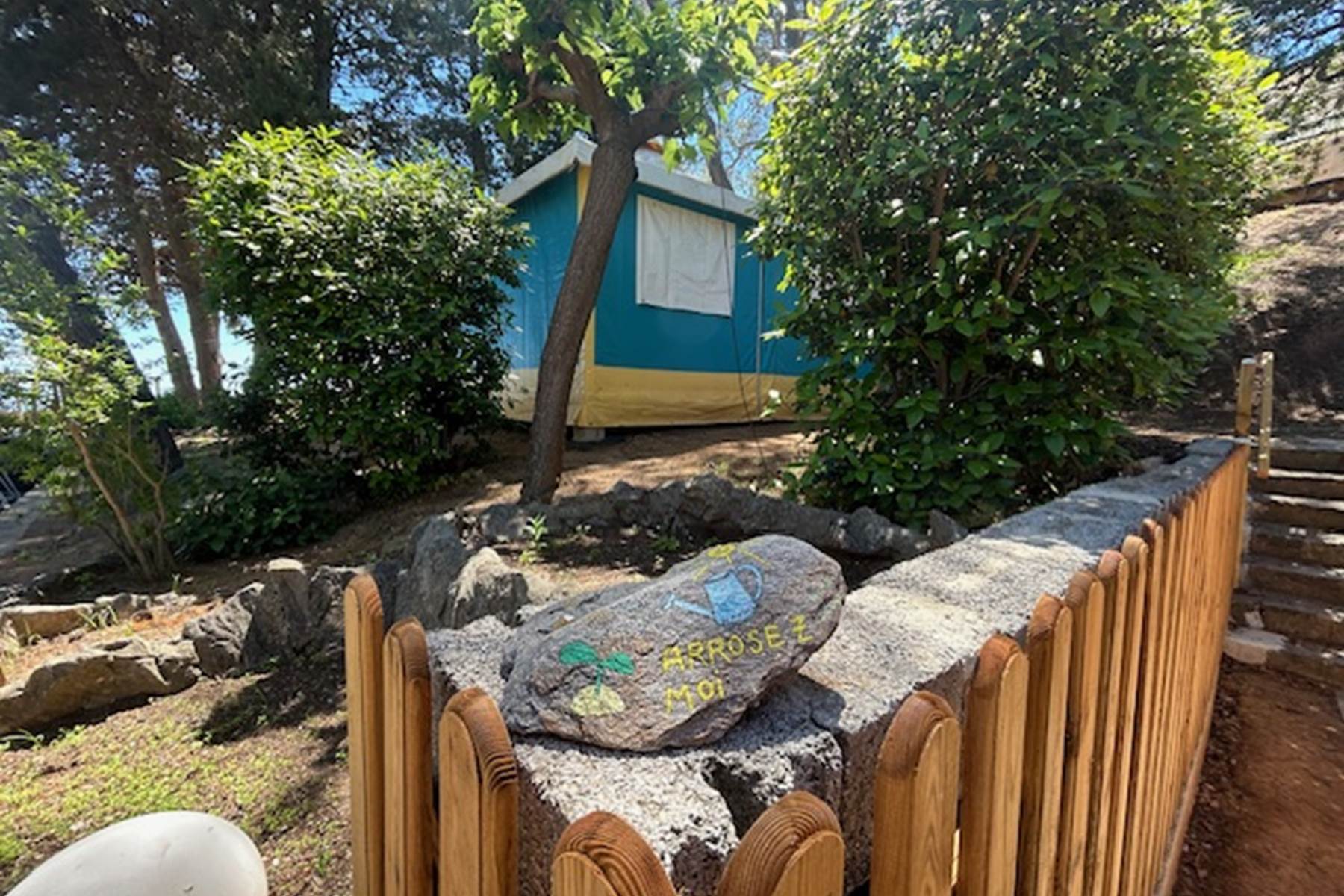 Proximité eau, douches et WC-photo-page