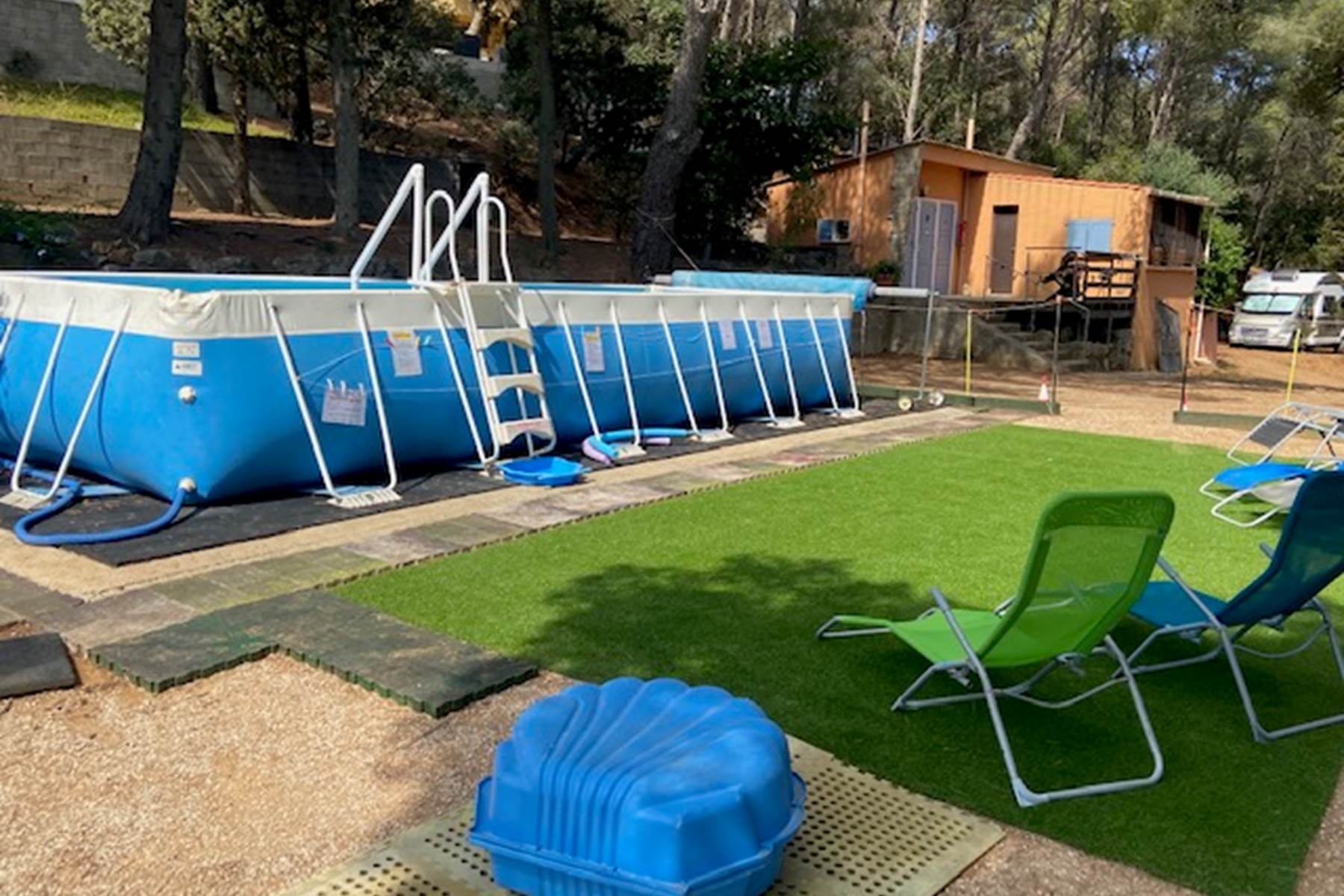 Grande piscine à partager-photo-page