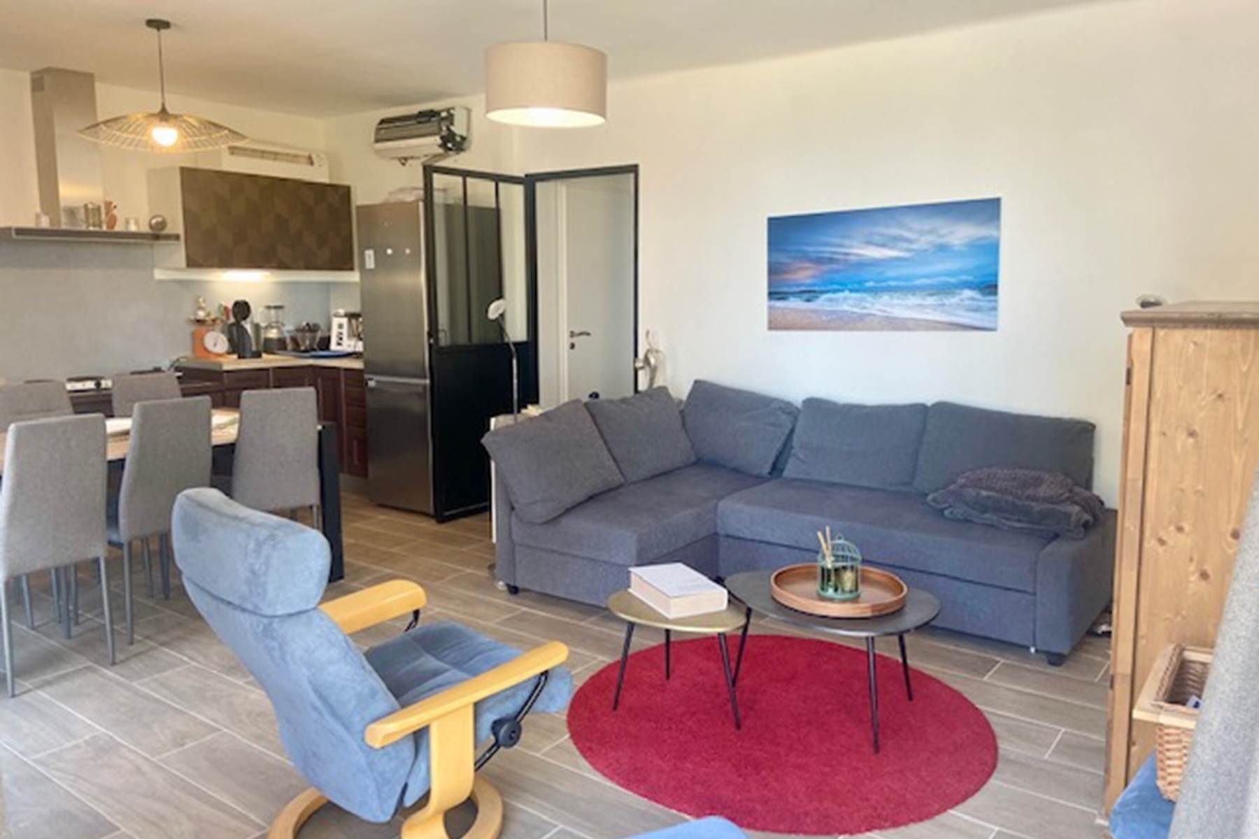 Séjour avec canapé-lit-photo-page