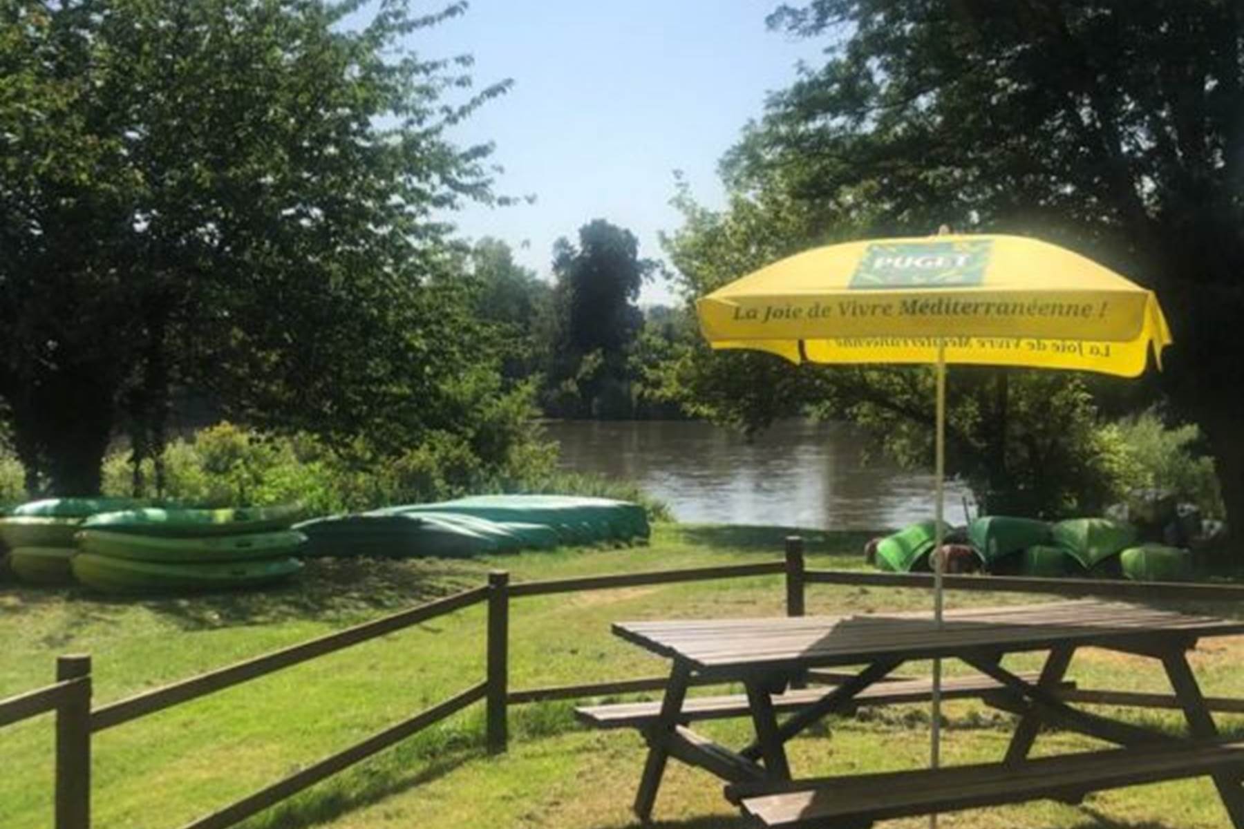 Nature-Dordogne-rivière-bateau-Port-Sainte-Foy-photo-page