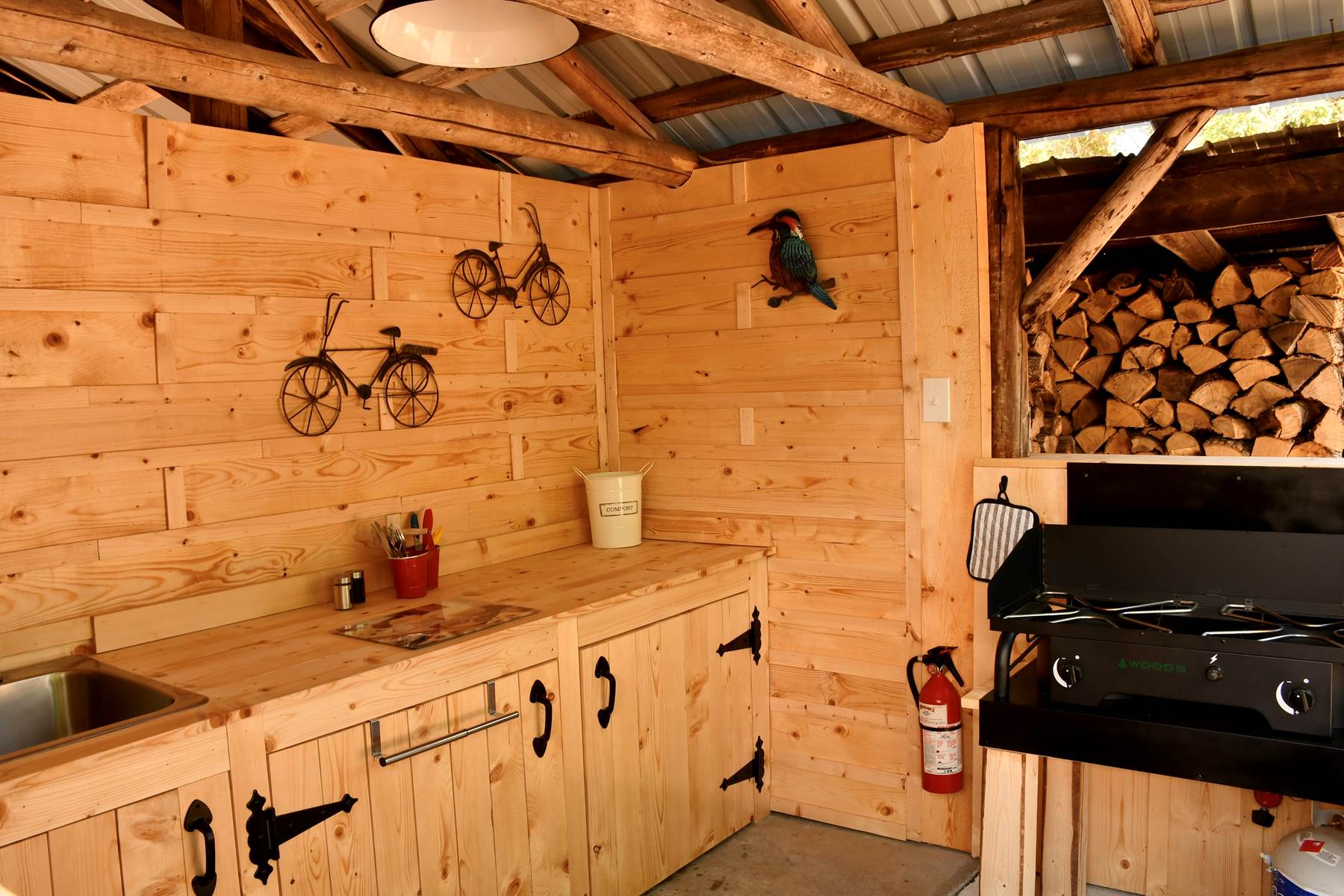 La cuisine extérieure - — Domaine le Bostonnais Mauricie-photo-page