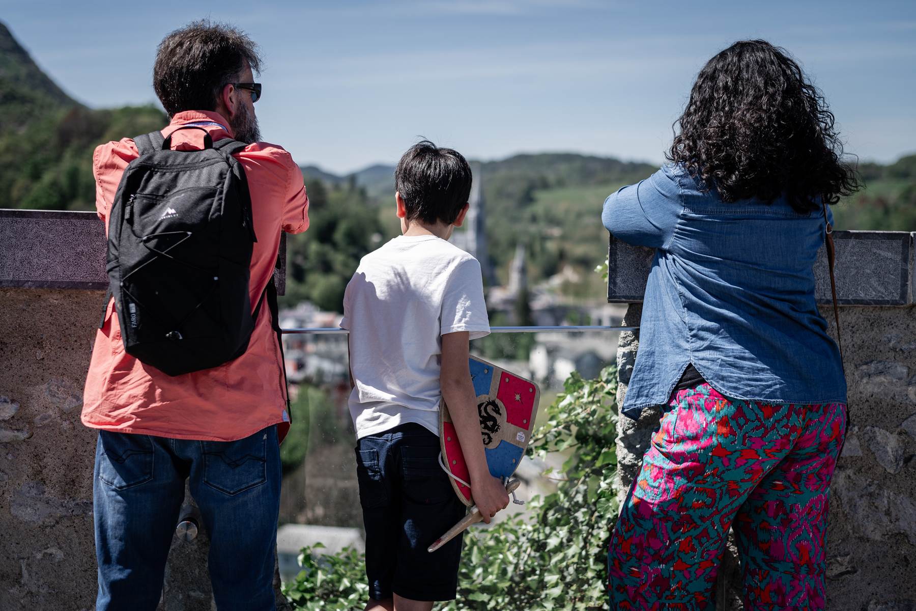 Chateau-Lourdes-Pyrénées-panorama-Sanctuaire