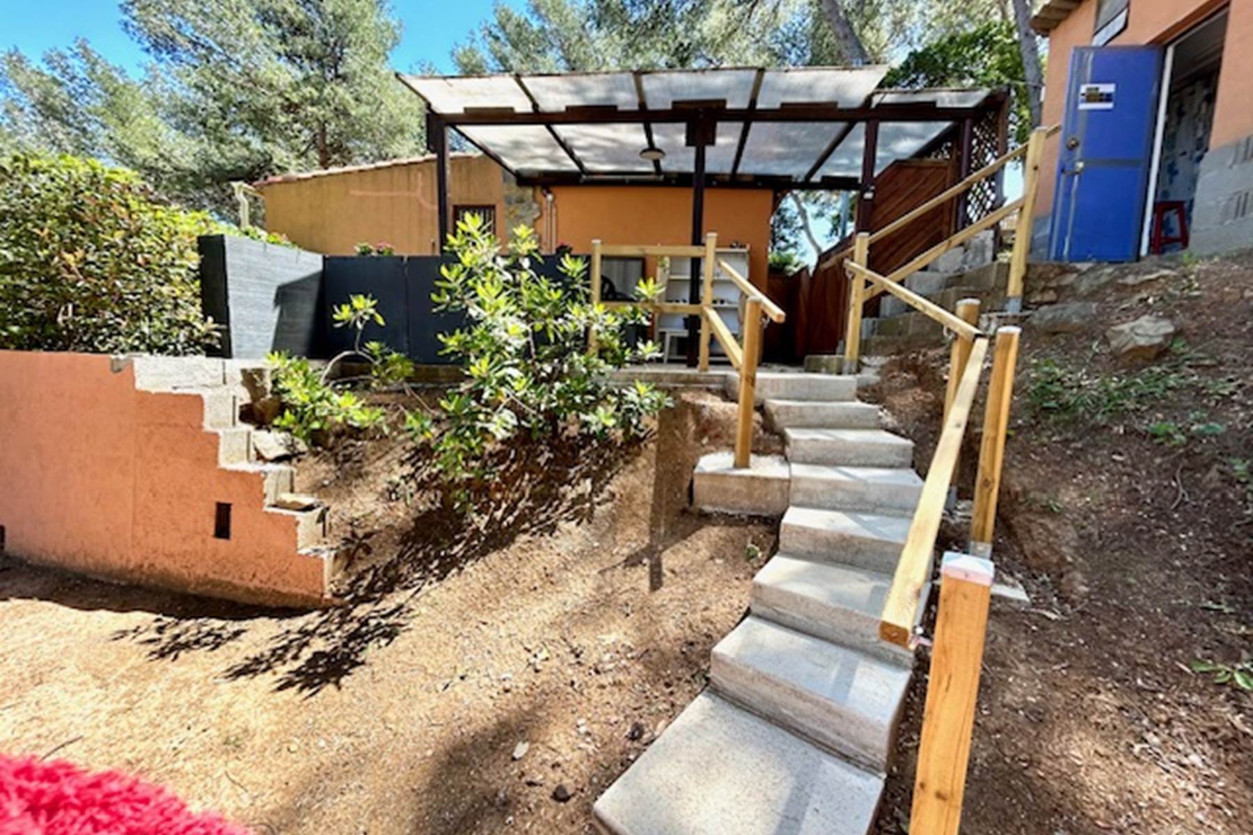 Accès depuis parking privatif-photo-page