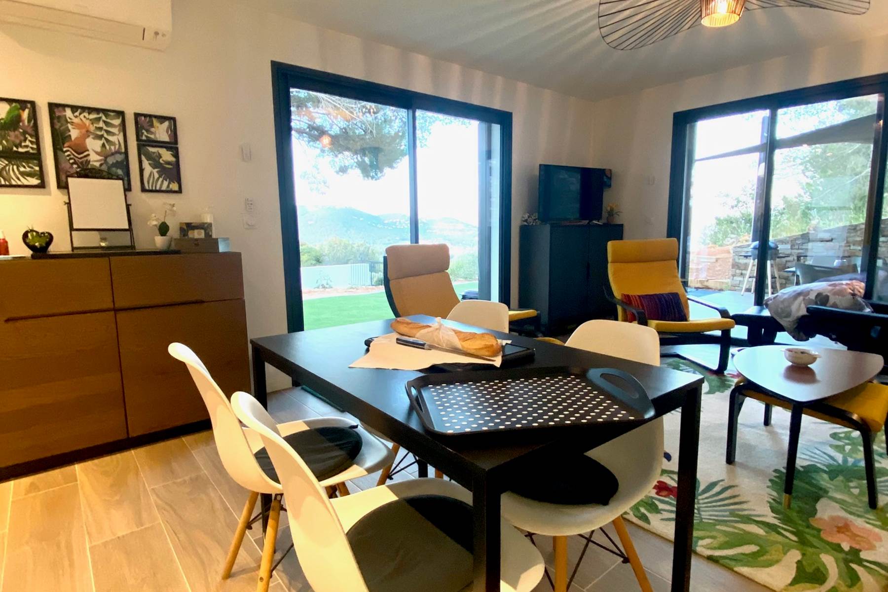 Espace repas et séjour-photo-page