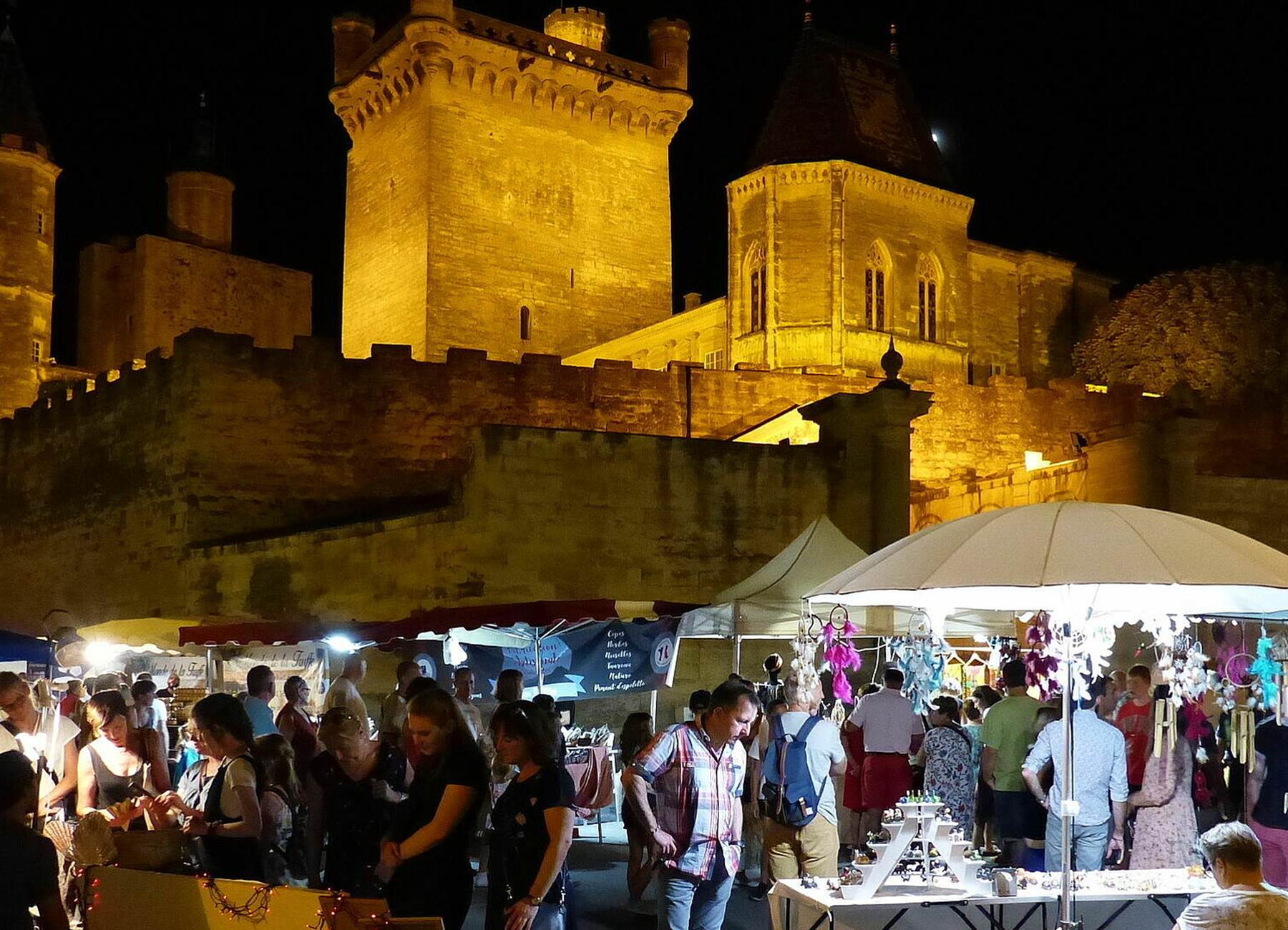 Les-mardis-nocturnes-d-uzès