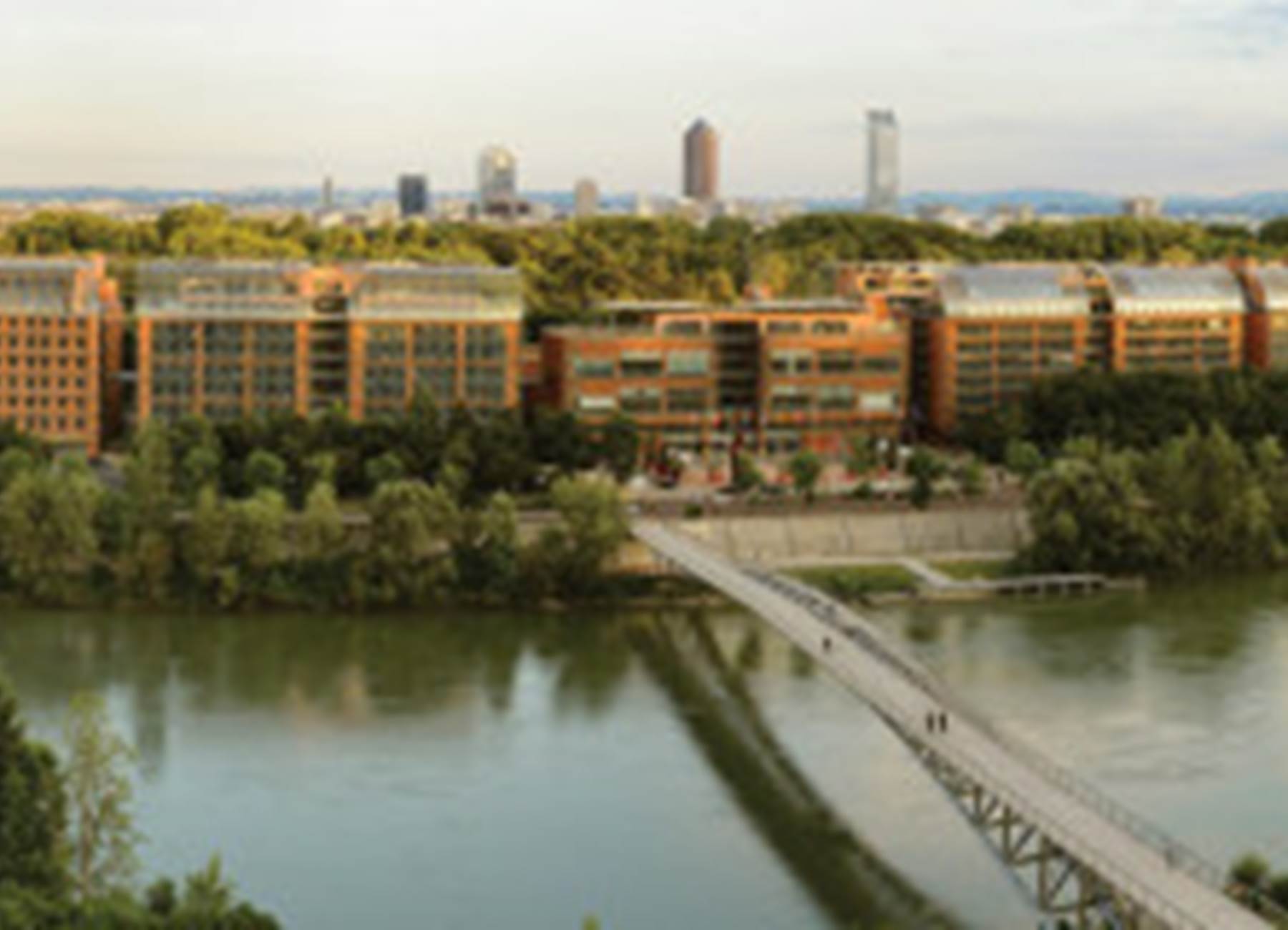 vue_generale_du_centre_de_congres_de_lyon_c_nicolas_robin