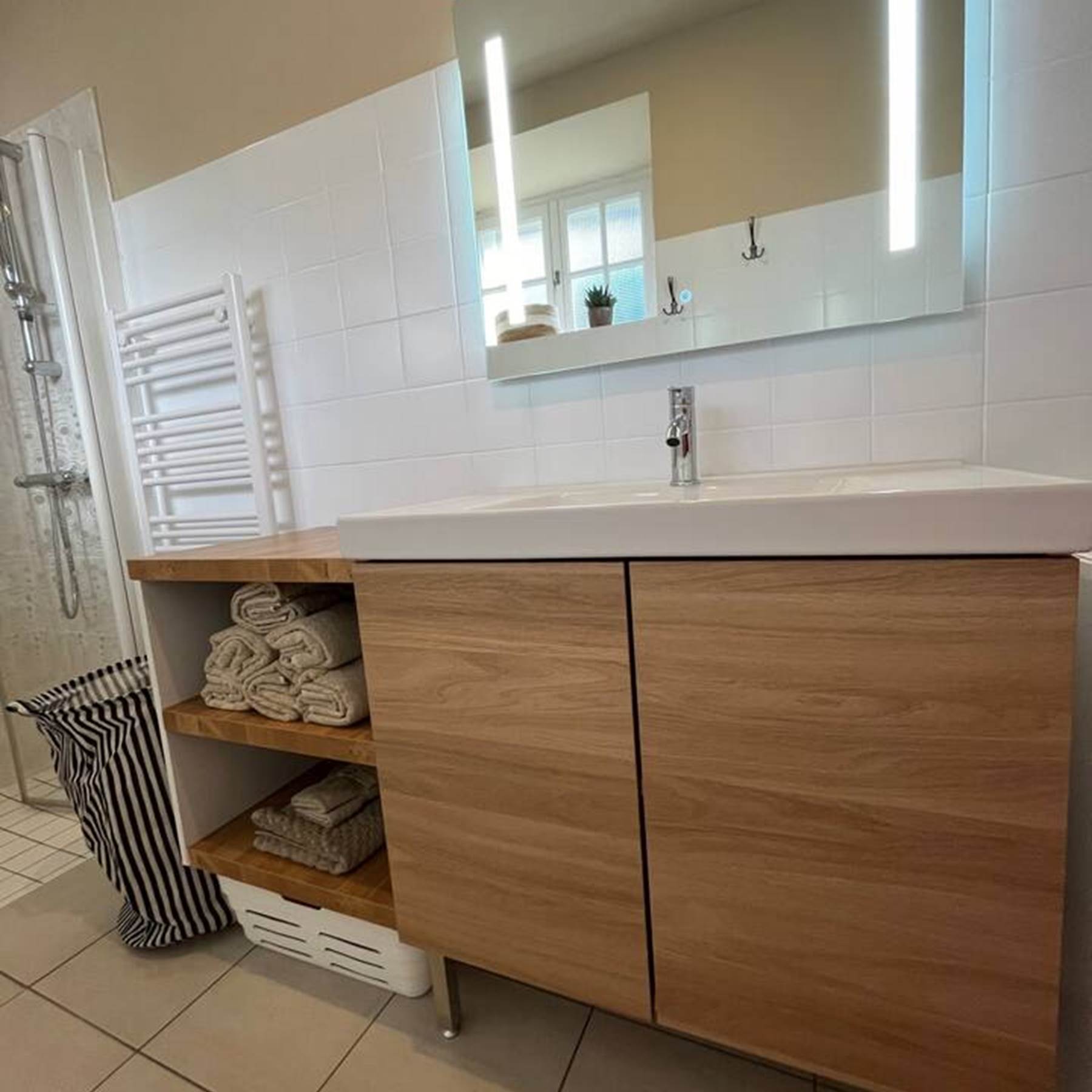 6f963fa2-a5af-40c9-86c4-70b2e7b1d64e 2-galerie