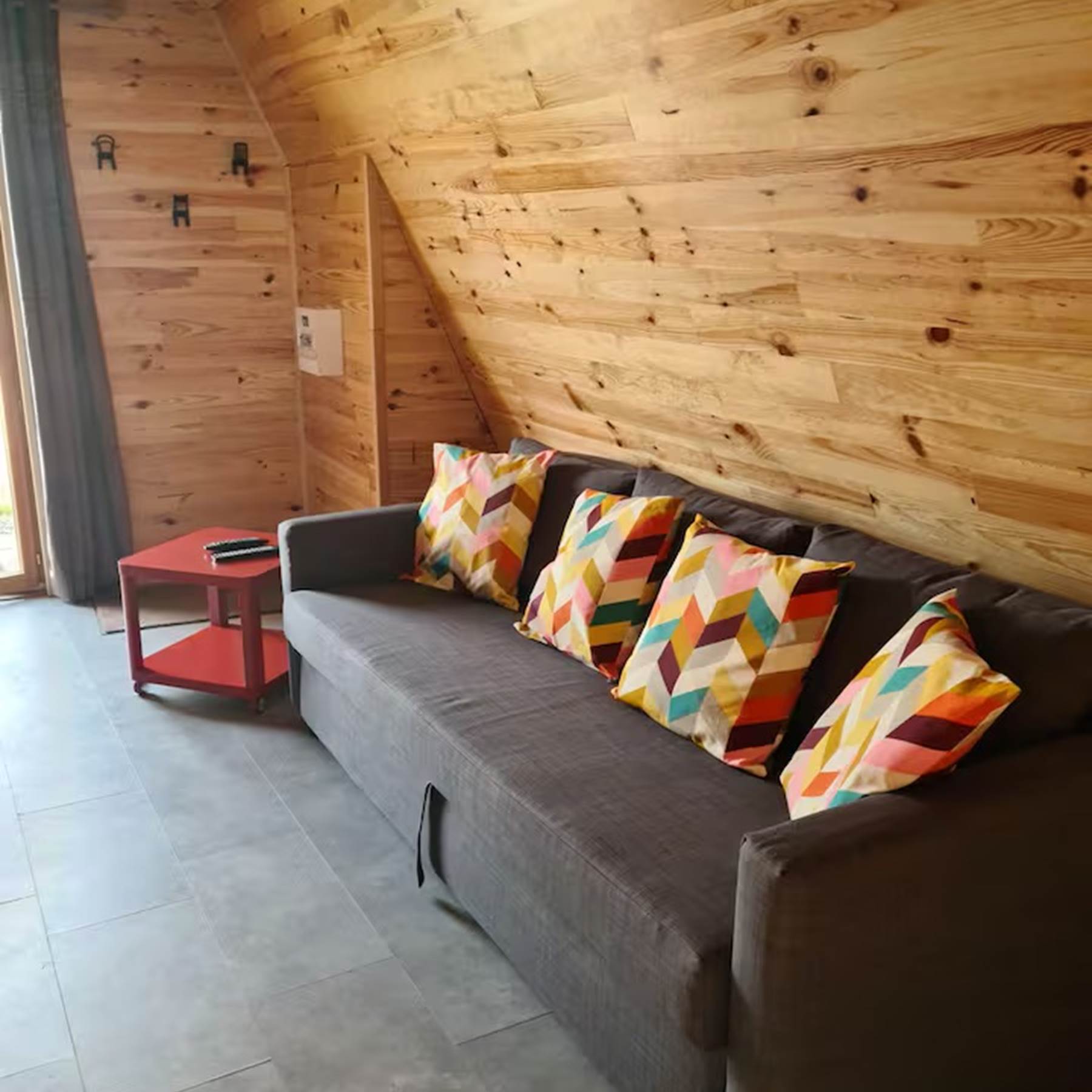 9da650b9-02c4-497c-b4c7-adcffa90d99e-galerie