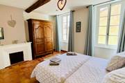 Chambre d'hôtes "Le Coq du Nord-Mailhac :un petit coin de paradis"