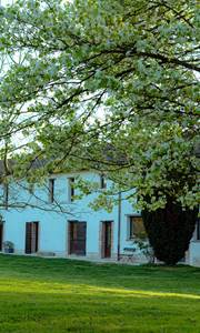 domaine-etangs-dombes-vue-exterieure-1