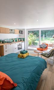casa-mypi-studio-sous-bois-queensize