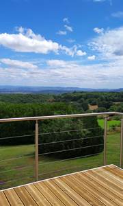 vue panoramique de la villa sur la plaine de la Limagne