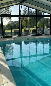 Piscine couverte chauffée