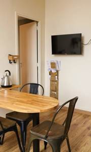 •	coin repas convivial