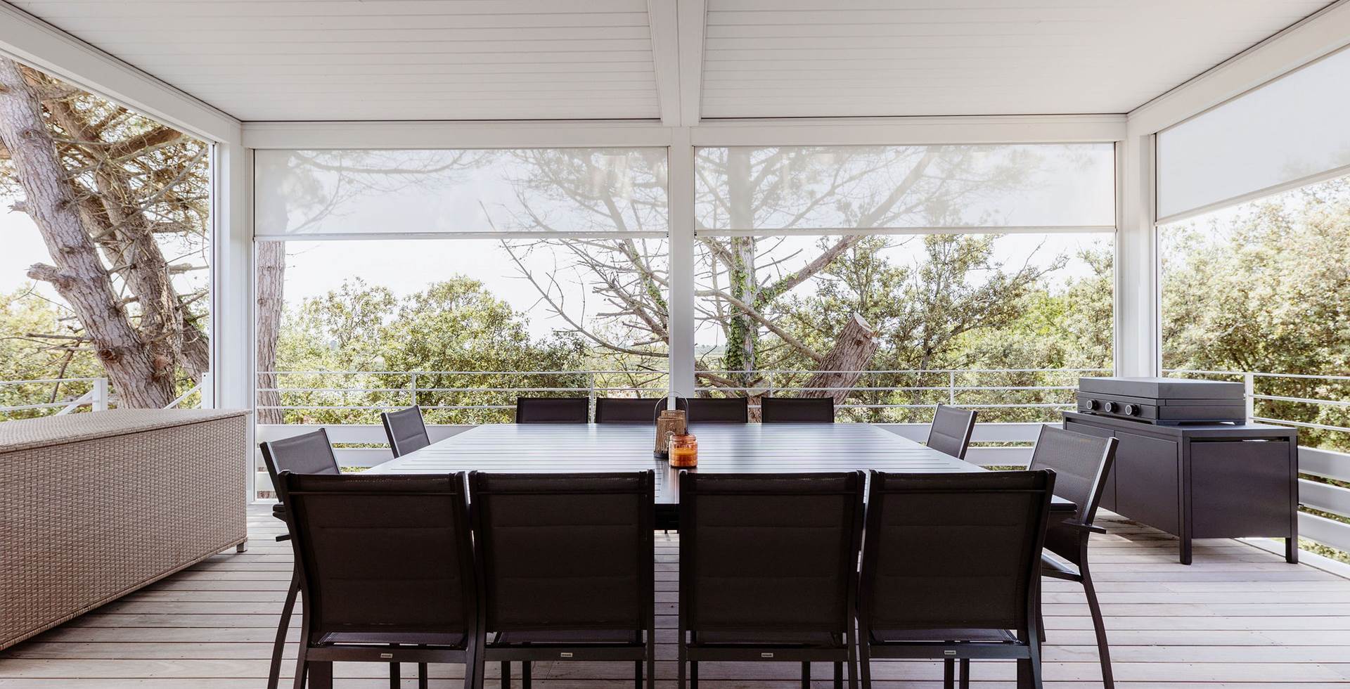 Terrasse en bois & salon de jardin Profitez des longues soirées d’été autour d’un apéritif