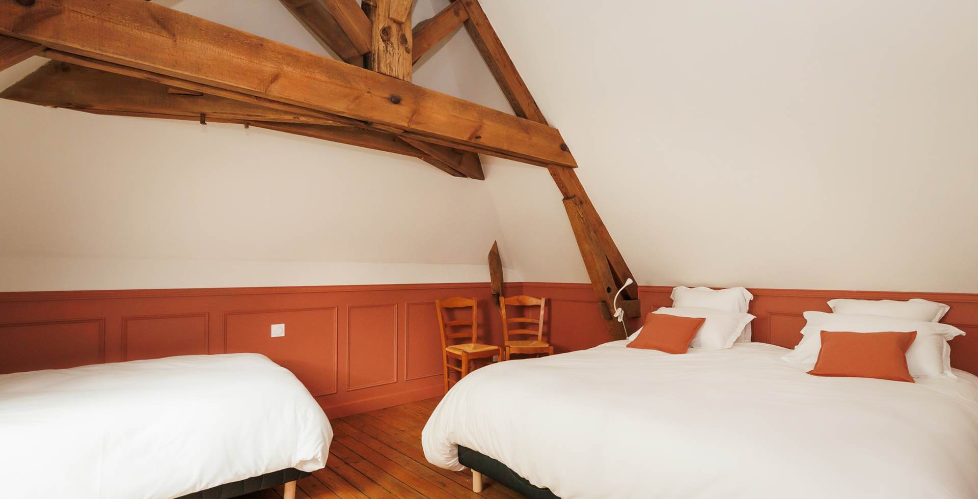 Chambre terracotta gite de charme Le Quatre feuilles proche Puy du Fou