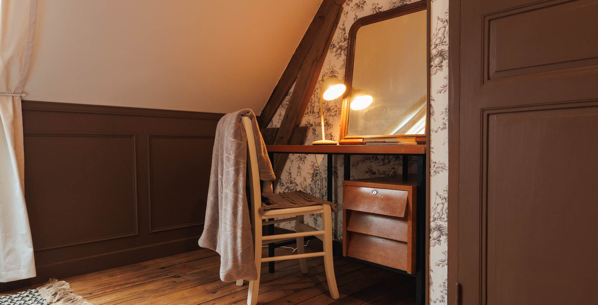 Bureau chambre chocolat gite de charme Le Quatre Feuilles proche Puy du Fou