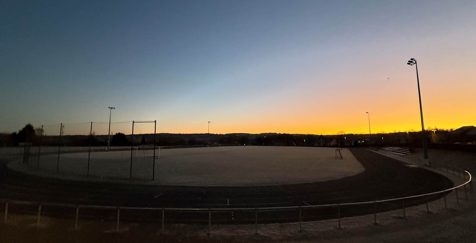 Piste athlétisme sport entrainement Aveyron Rignac Occitanie